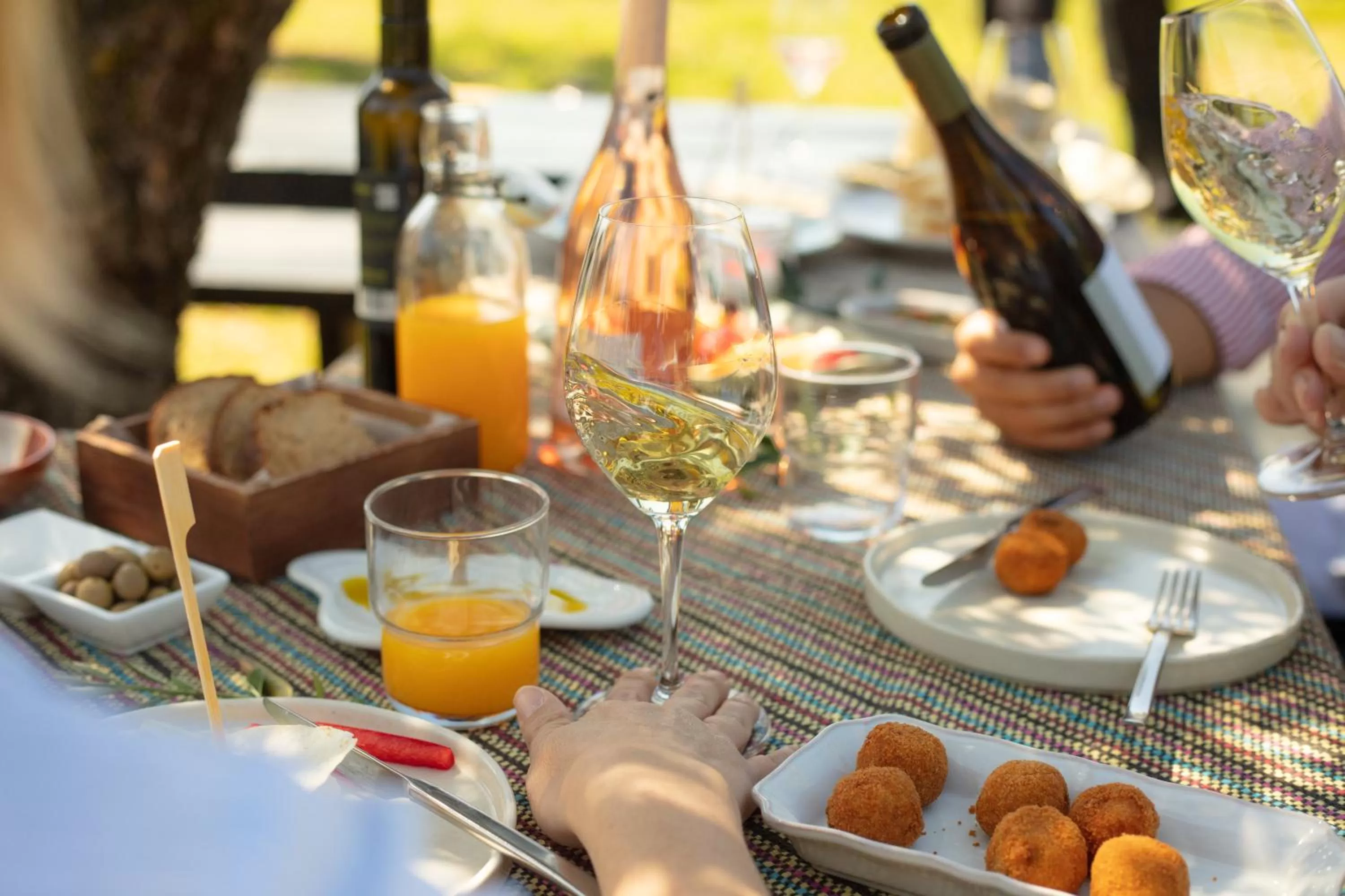 Food and drinks in Torre de Palma Wine Hotel, Monforte, a Member of Design Hotels