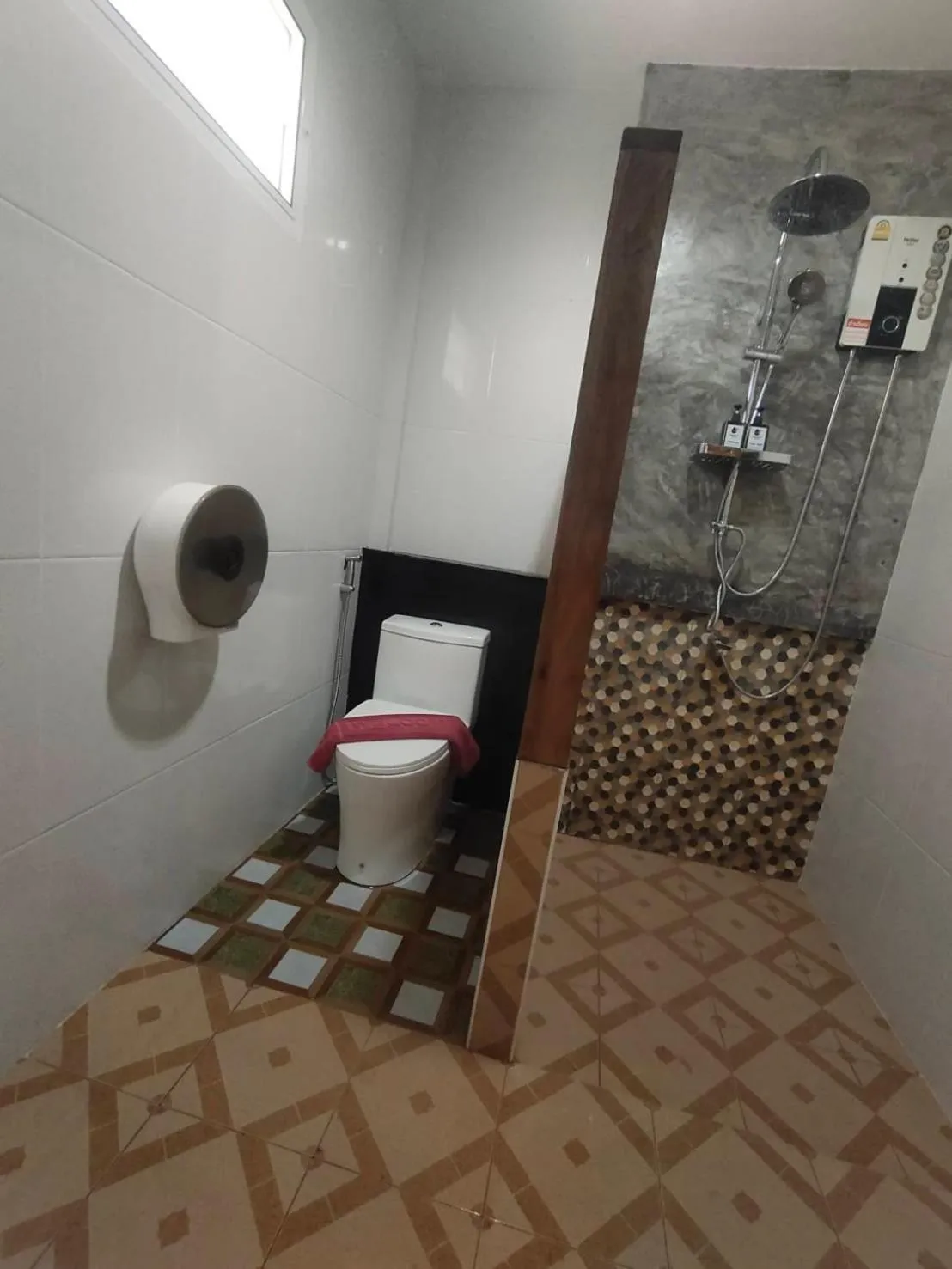 Bathroom in Lanta Riviera Beach Resort