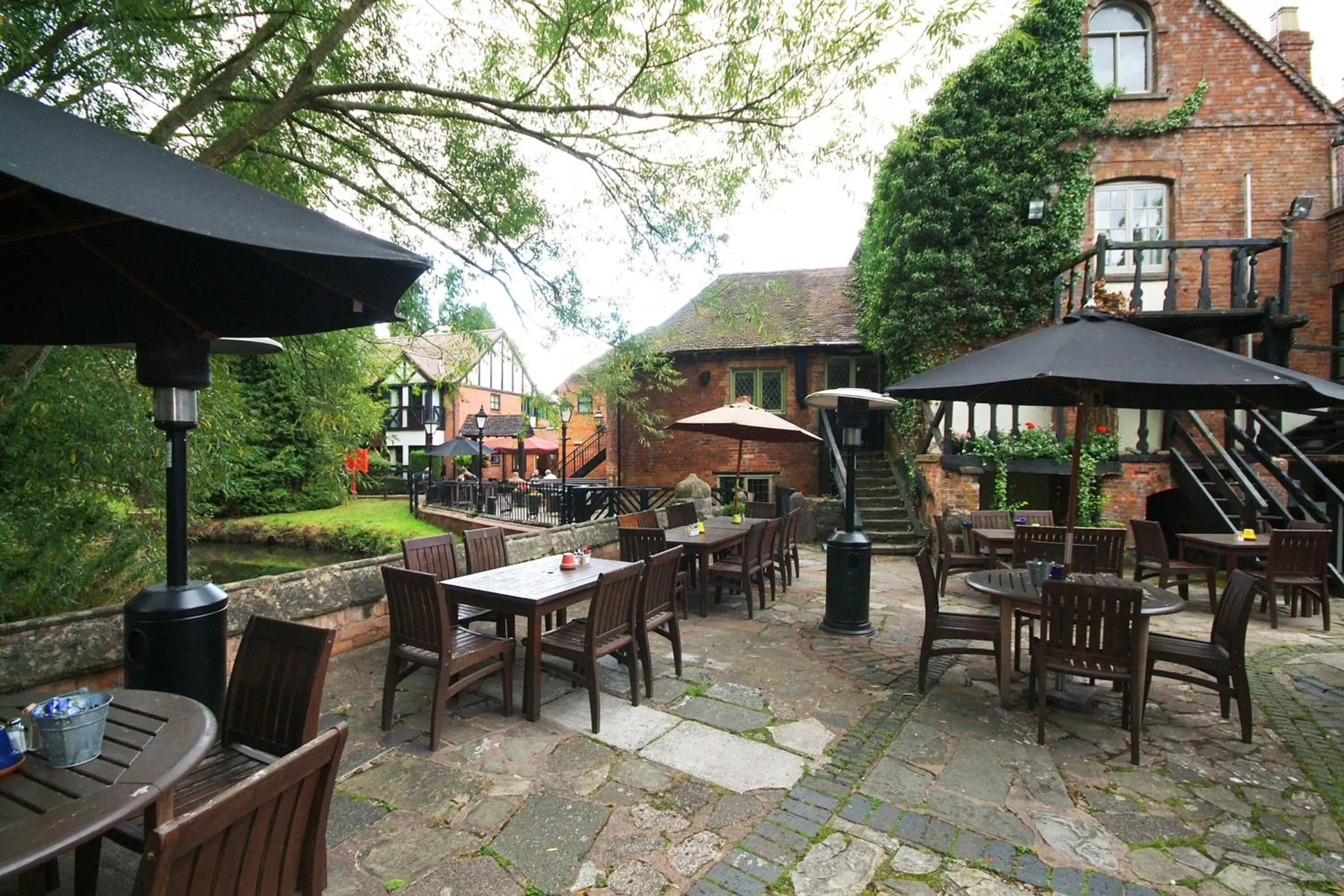 Area and facilities in Old Mill by Chef & Brewer Collection