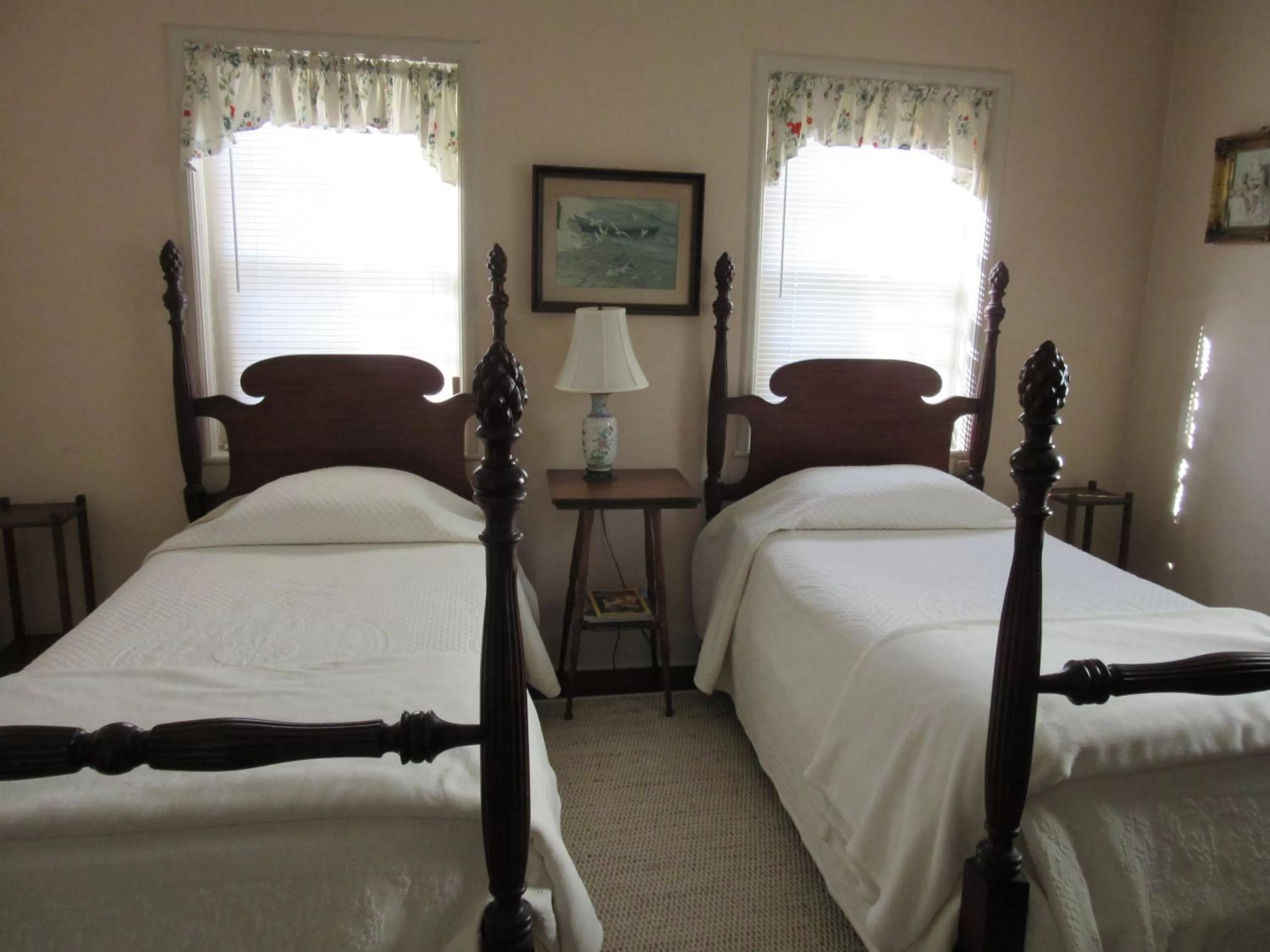 Day, Bed in Historic 86 Church Street