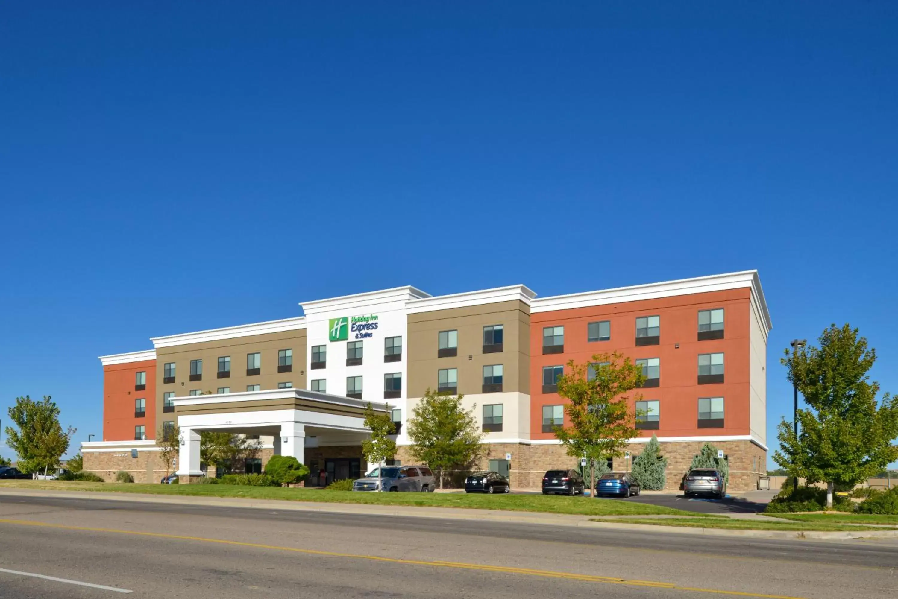 Holiday Inn Express & Suites Pueblo by IHG Holiday Inn Express & Suites Pueblo by IHG