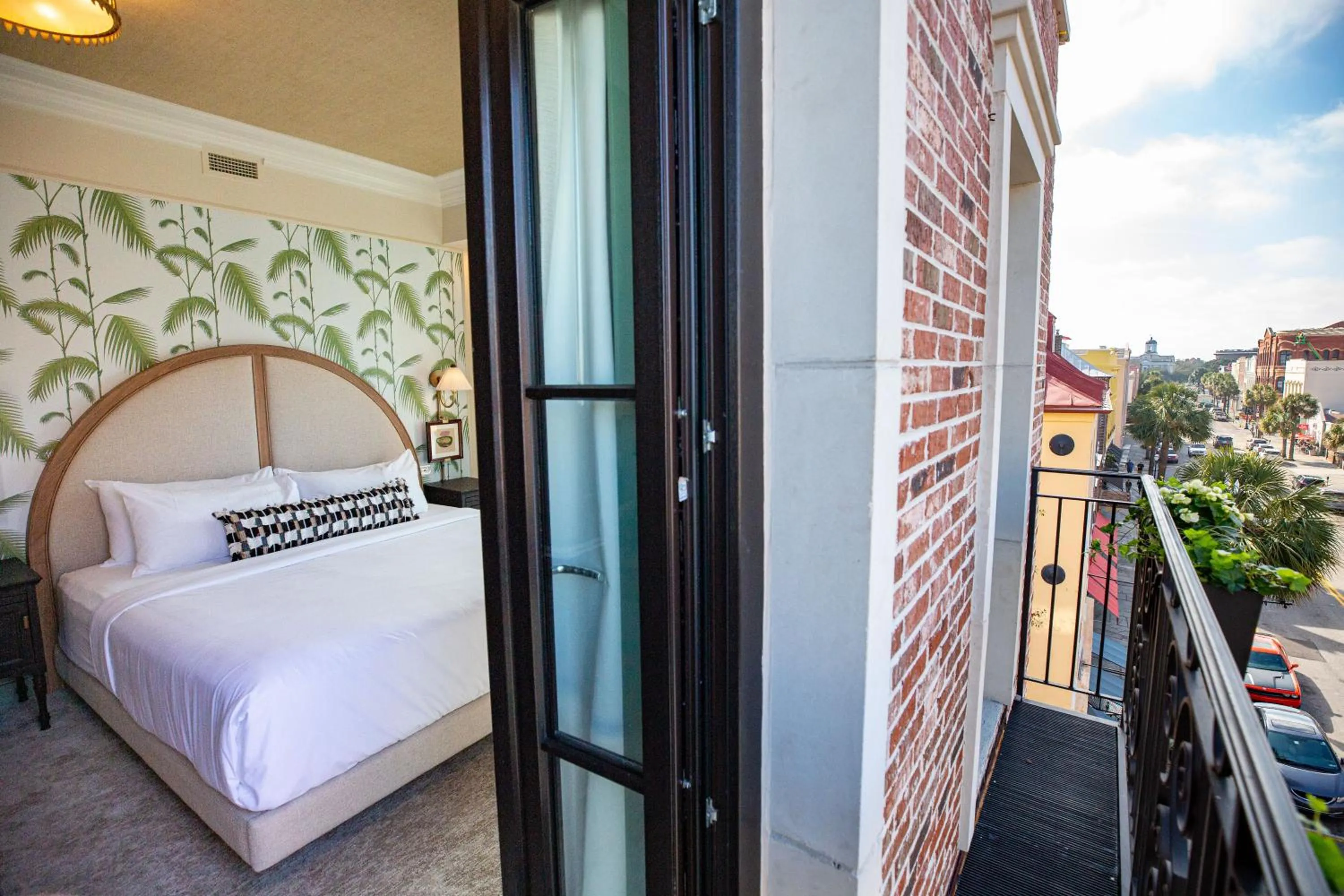 Bed in The Palmetto Hotel, Charleston