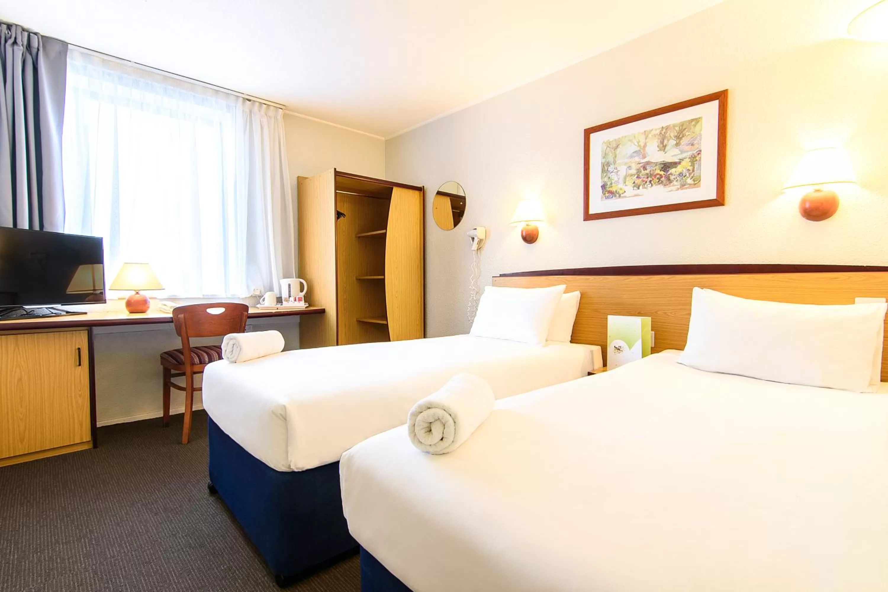 Bed in Campanile Manchester