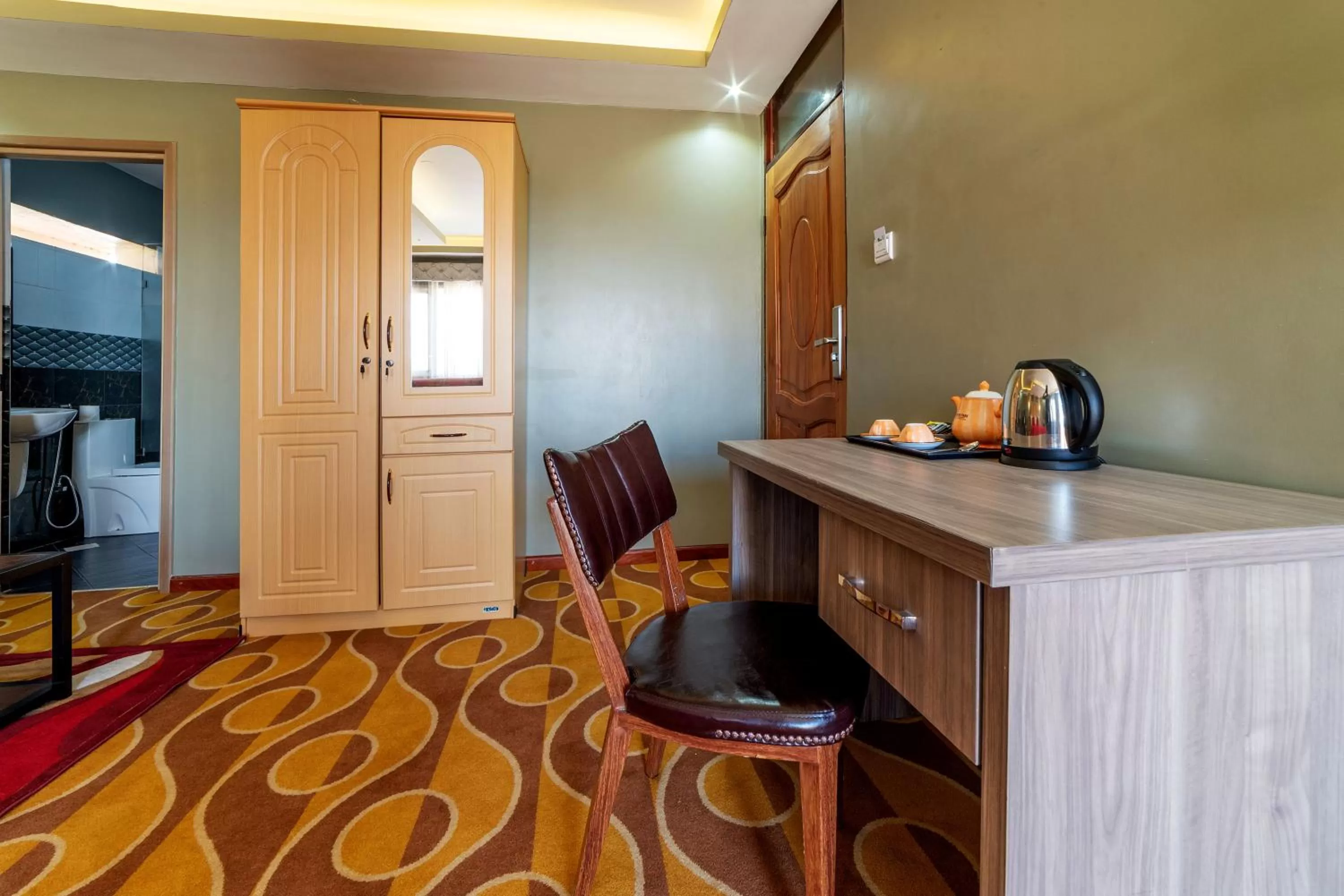 Coffee/tea facilities in Afro Park Hotel