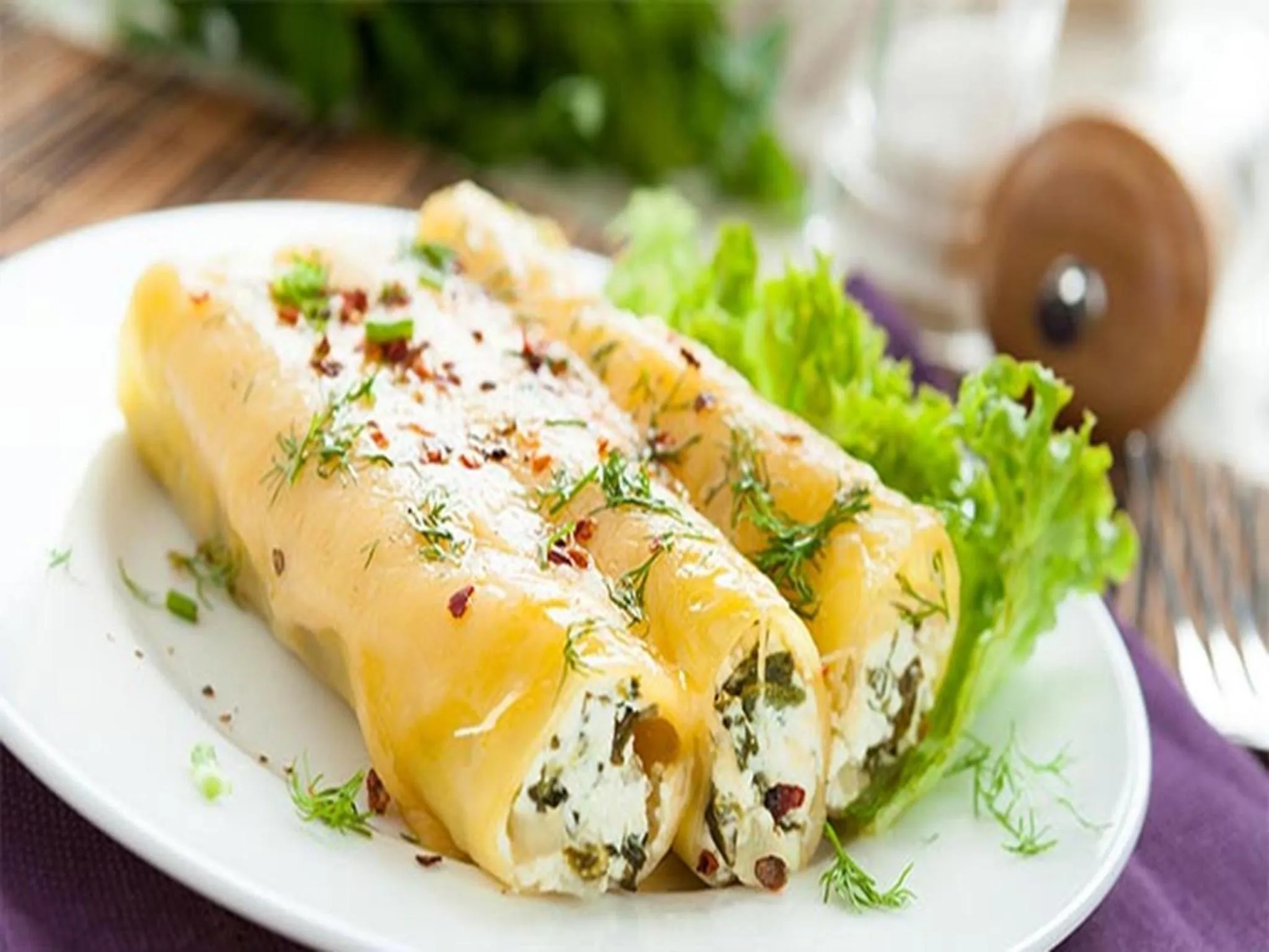 Continental breakfast in Hotel Nirmal Mahal - Paharganj - New Delhi