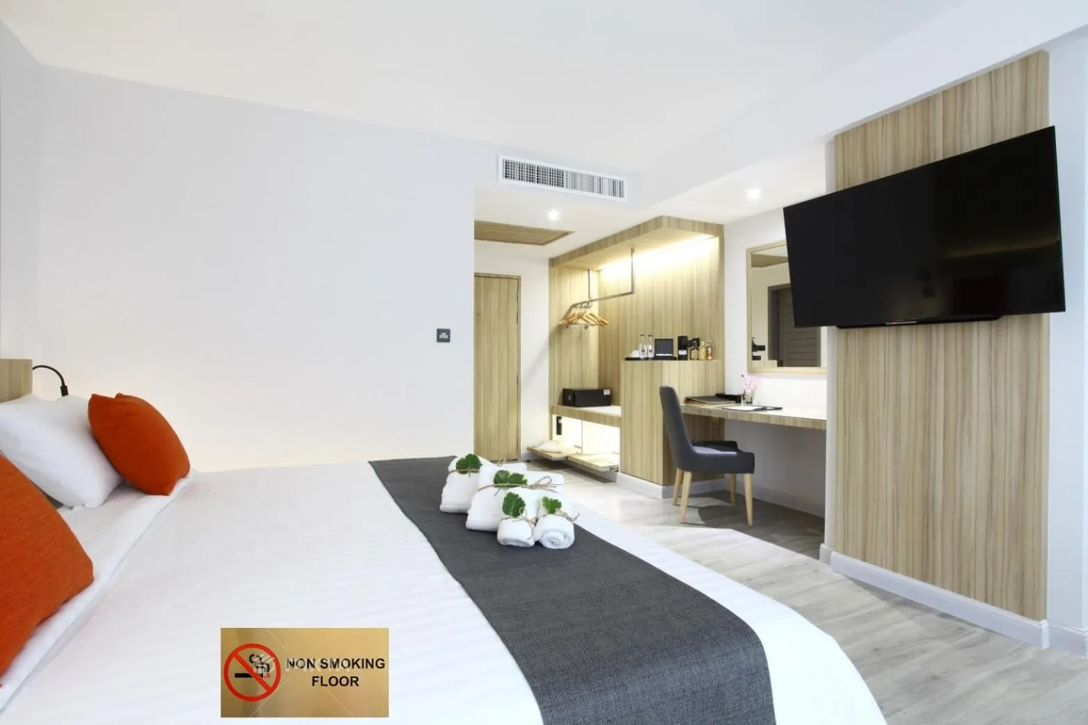 Bed in The Four Wings Hotel Bangkok