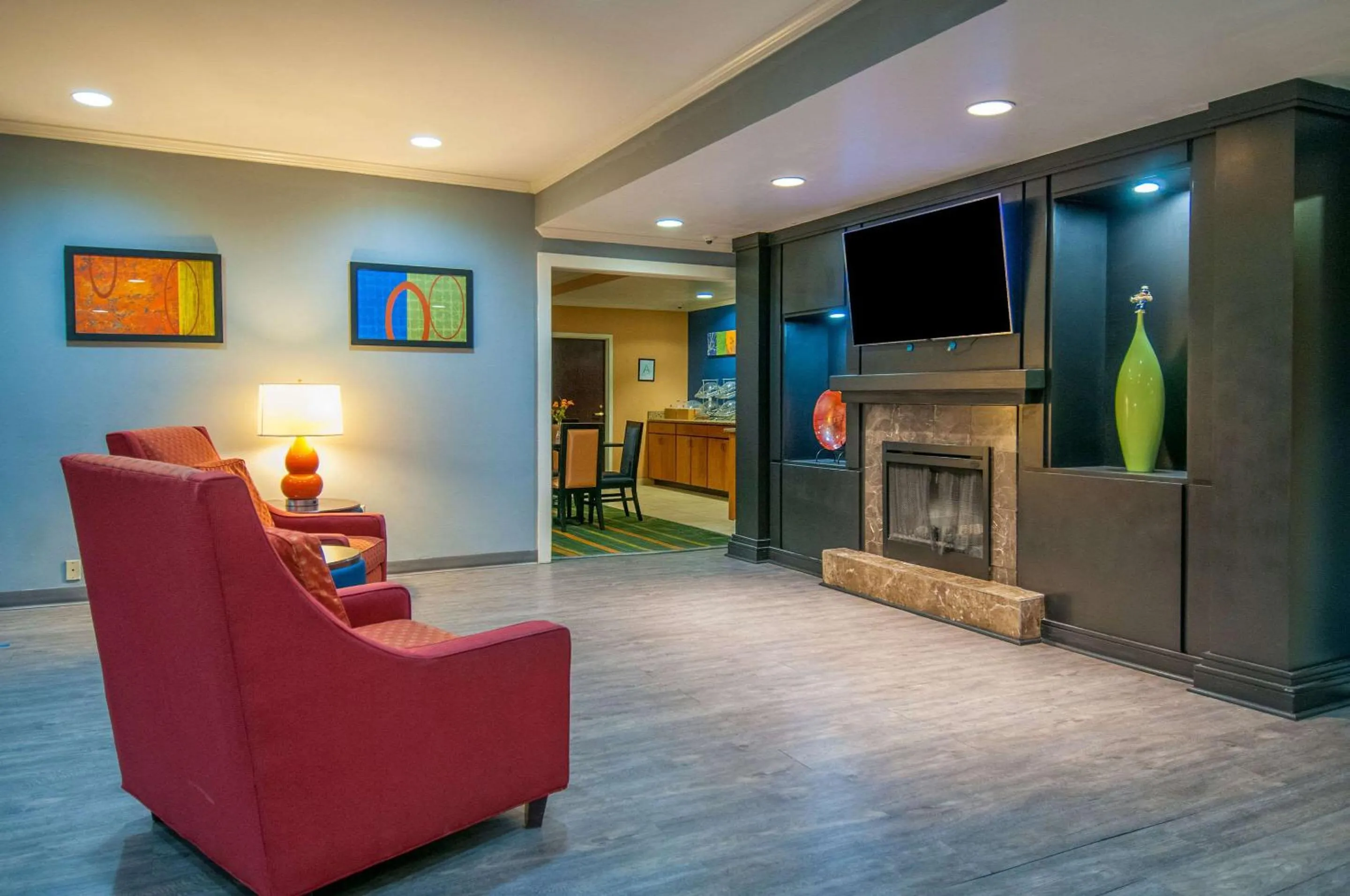 Lobby or reception in Quality Inn & Suites