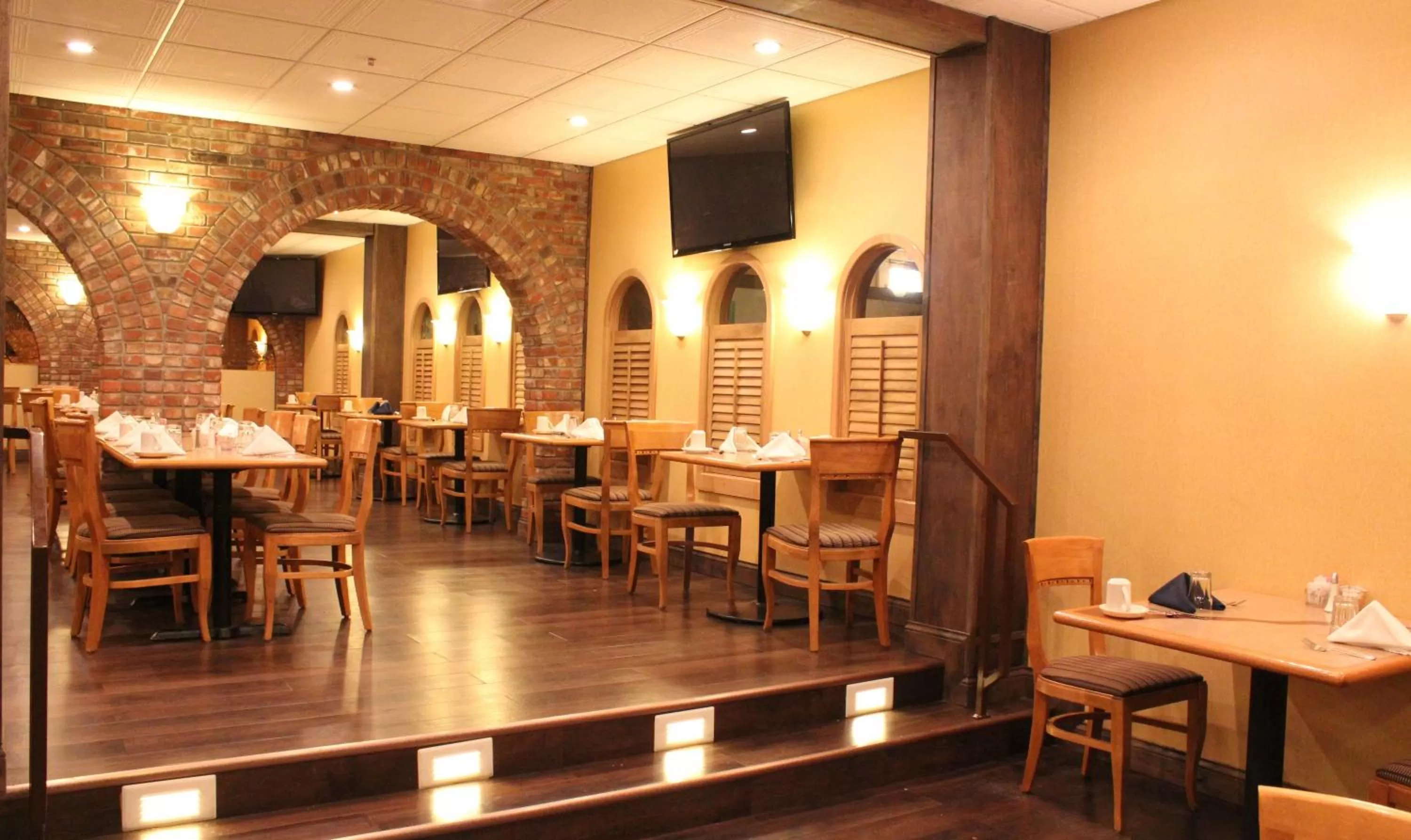 Lounge or bar in Holiday Inn Great Falls-Convention Center by IHG