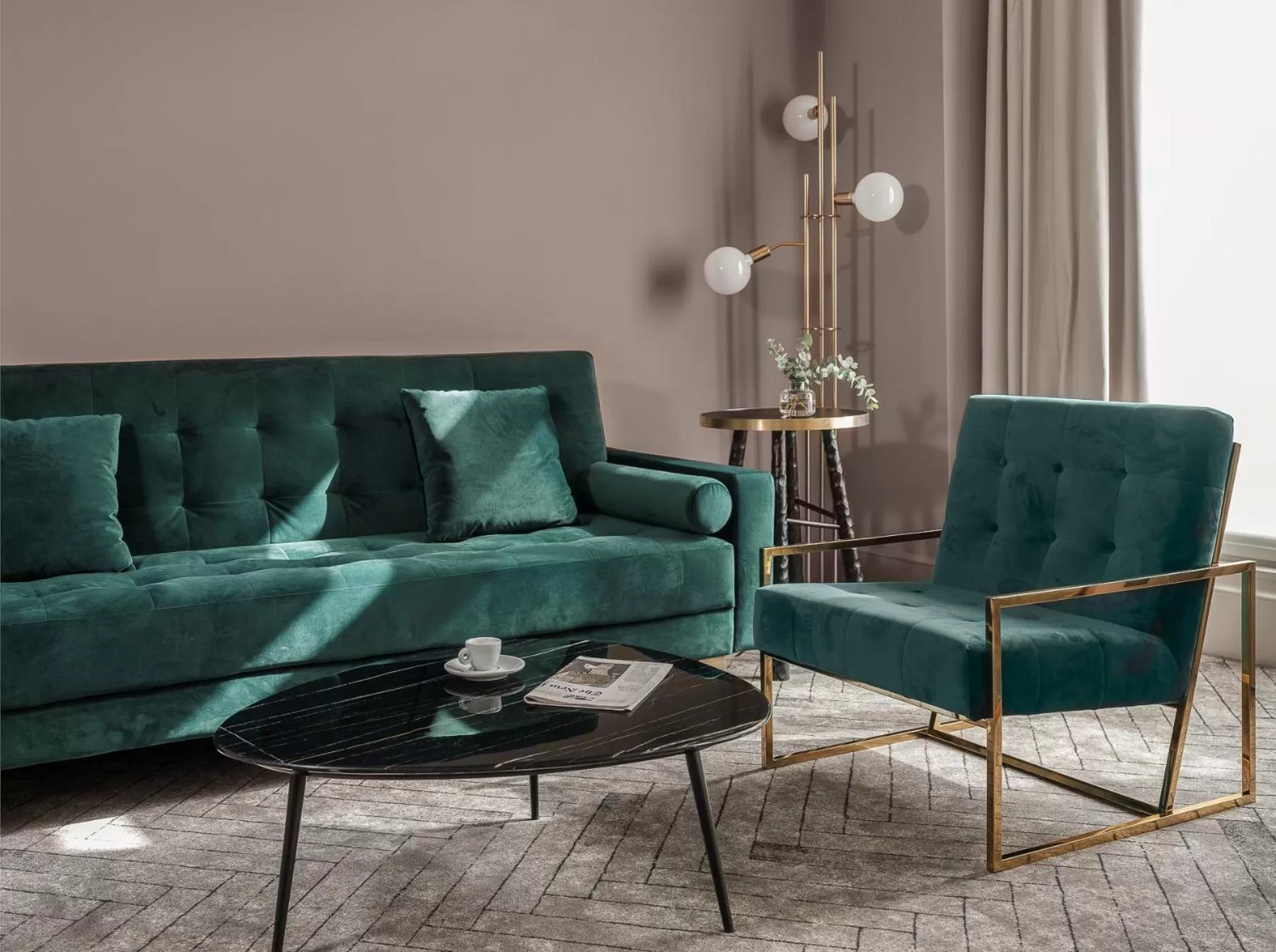 Living room in M Social Hotel Paris Opera