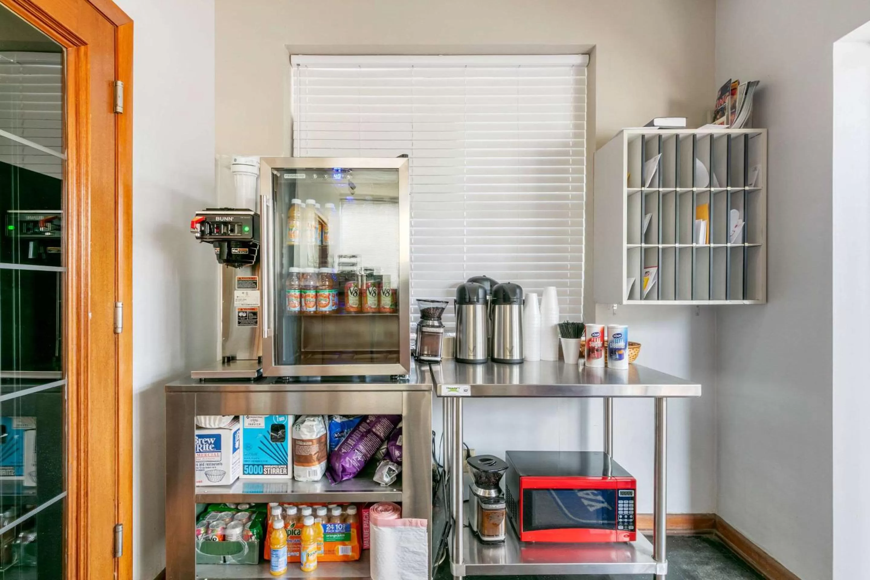 Restaurant/places to eat in Rodeway Inn Kingston Springs