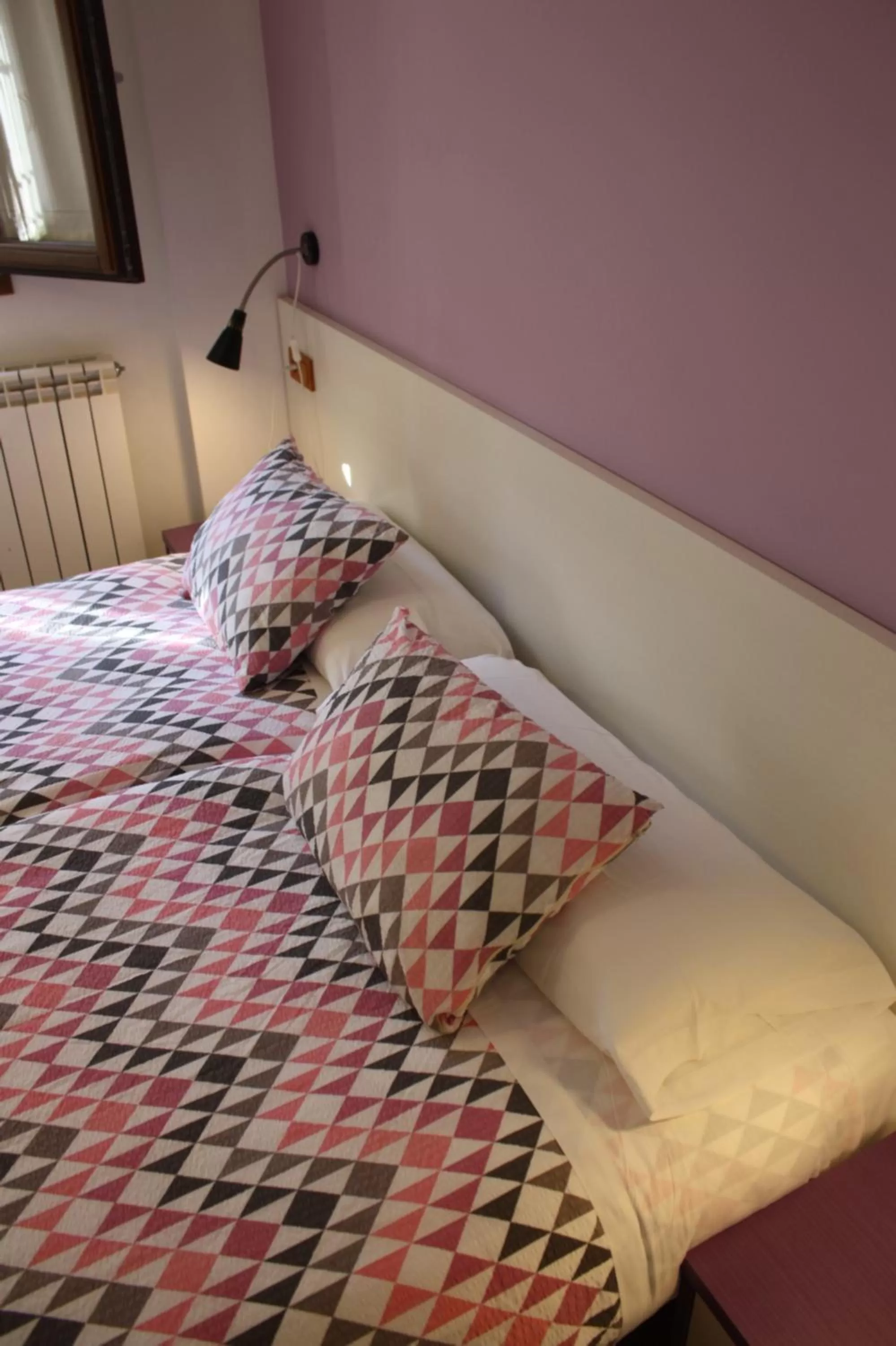 Bed in Hostal La Ribera del Júcar