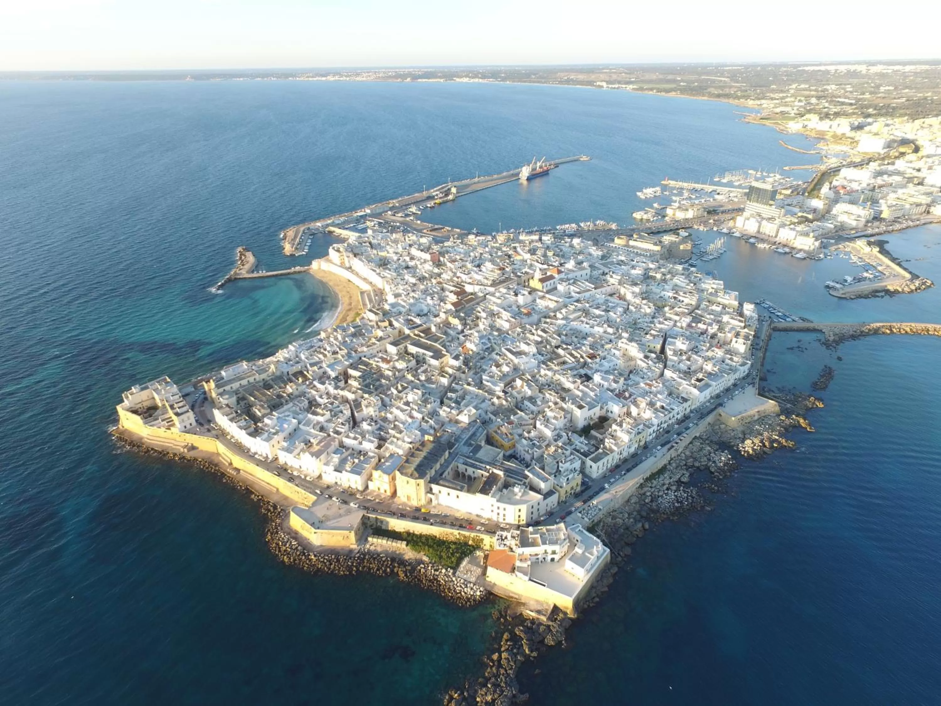 Property building in Corte Moline