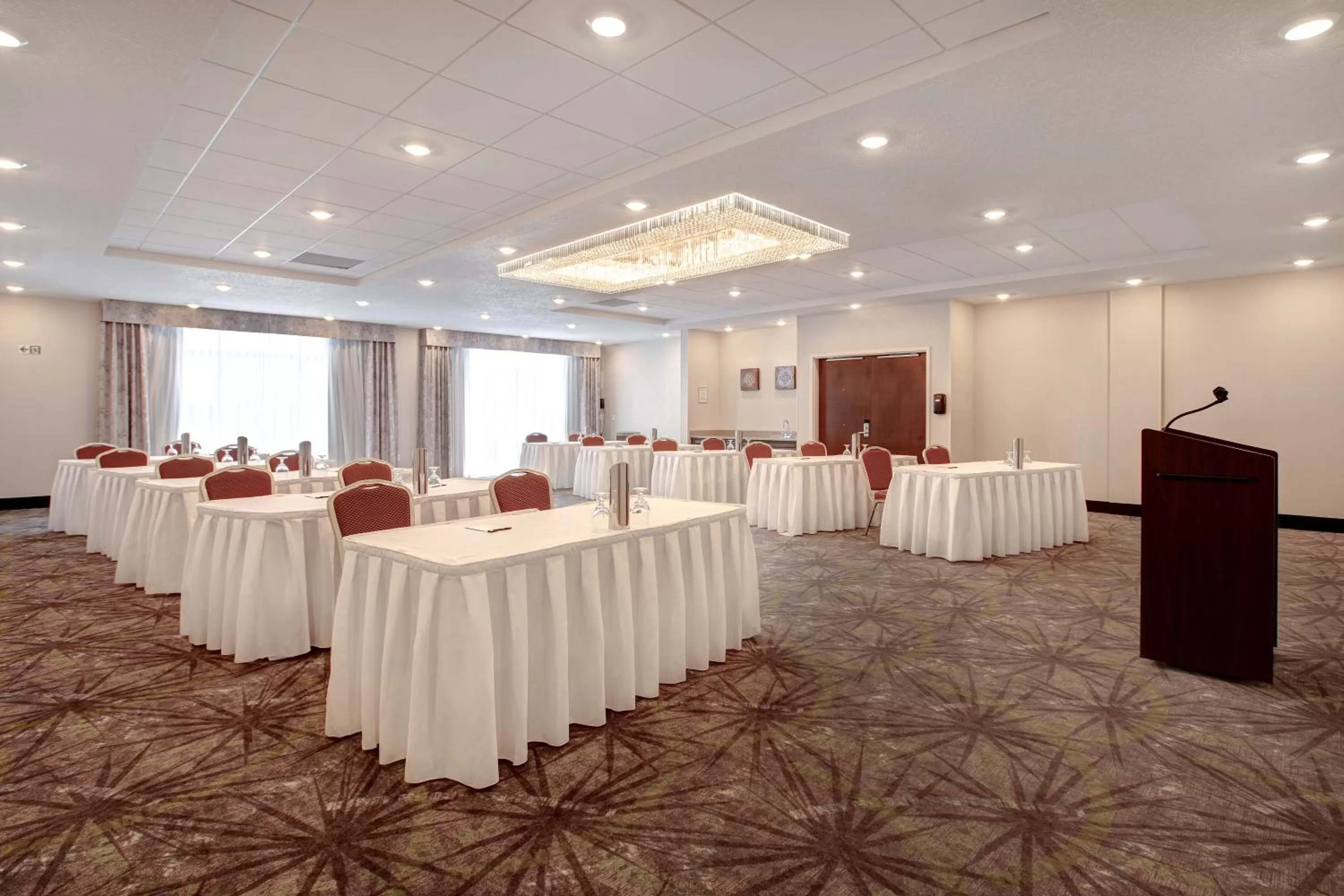Meeting/conference room in Ramada by Wyndham St Paul AB