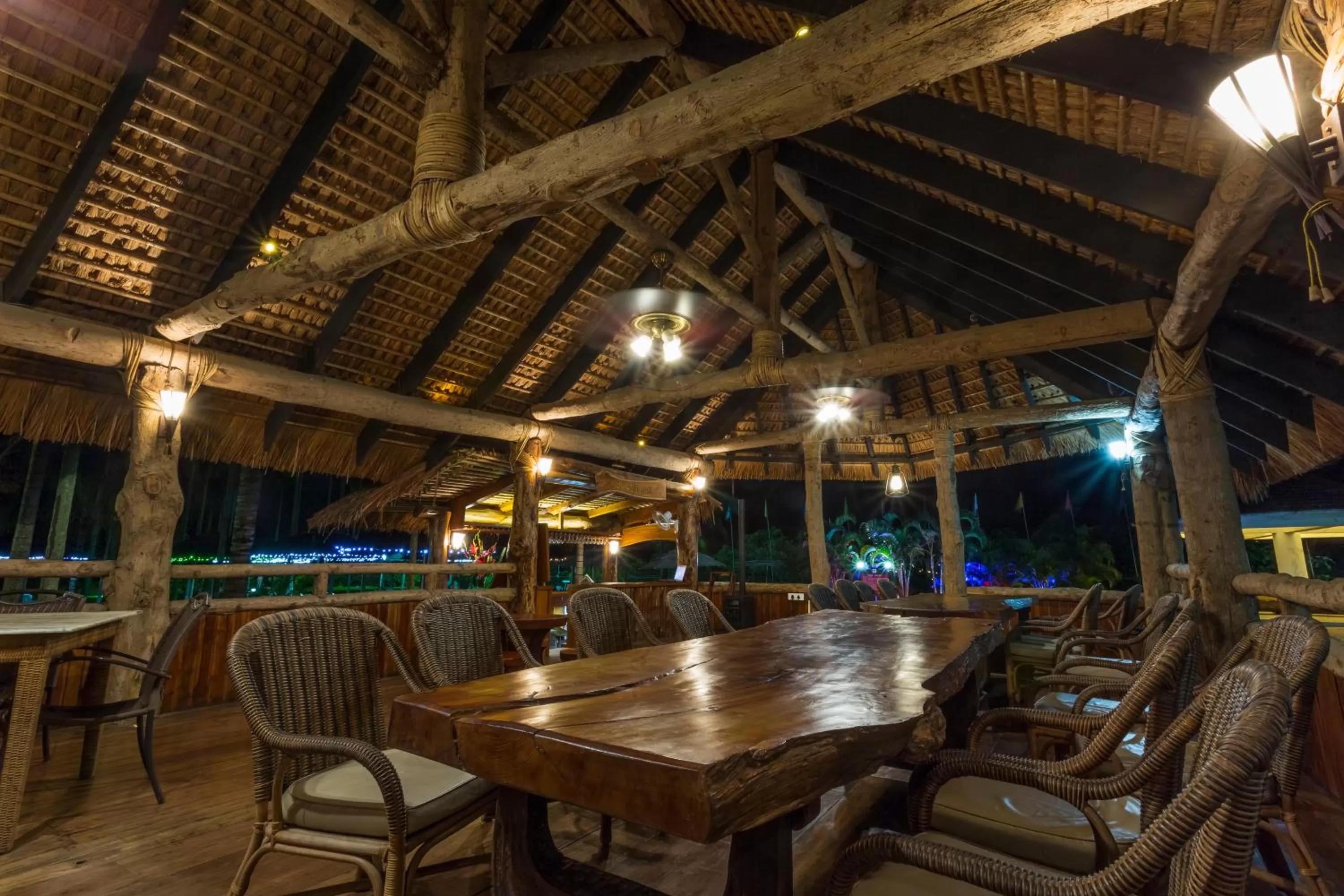 Lounge or bar in Zone Niathu Dimapur By The Park