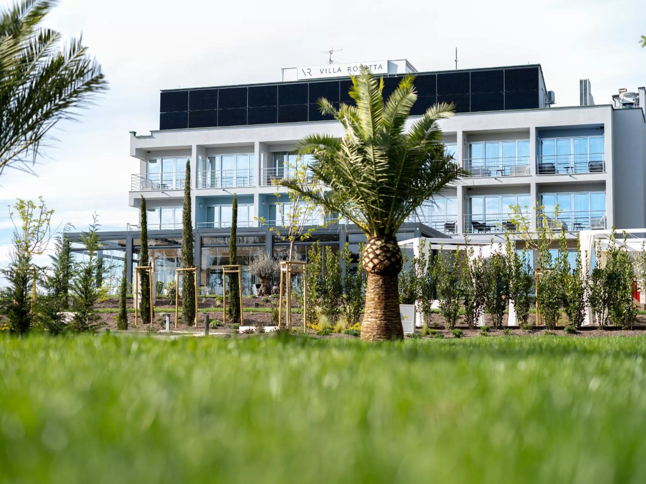 Property building in Hotel Villa Rosetta