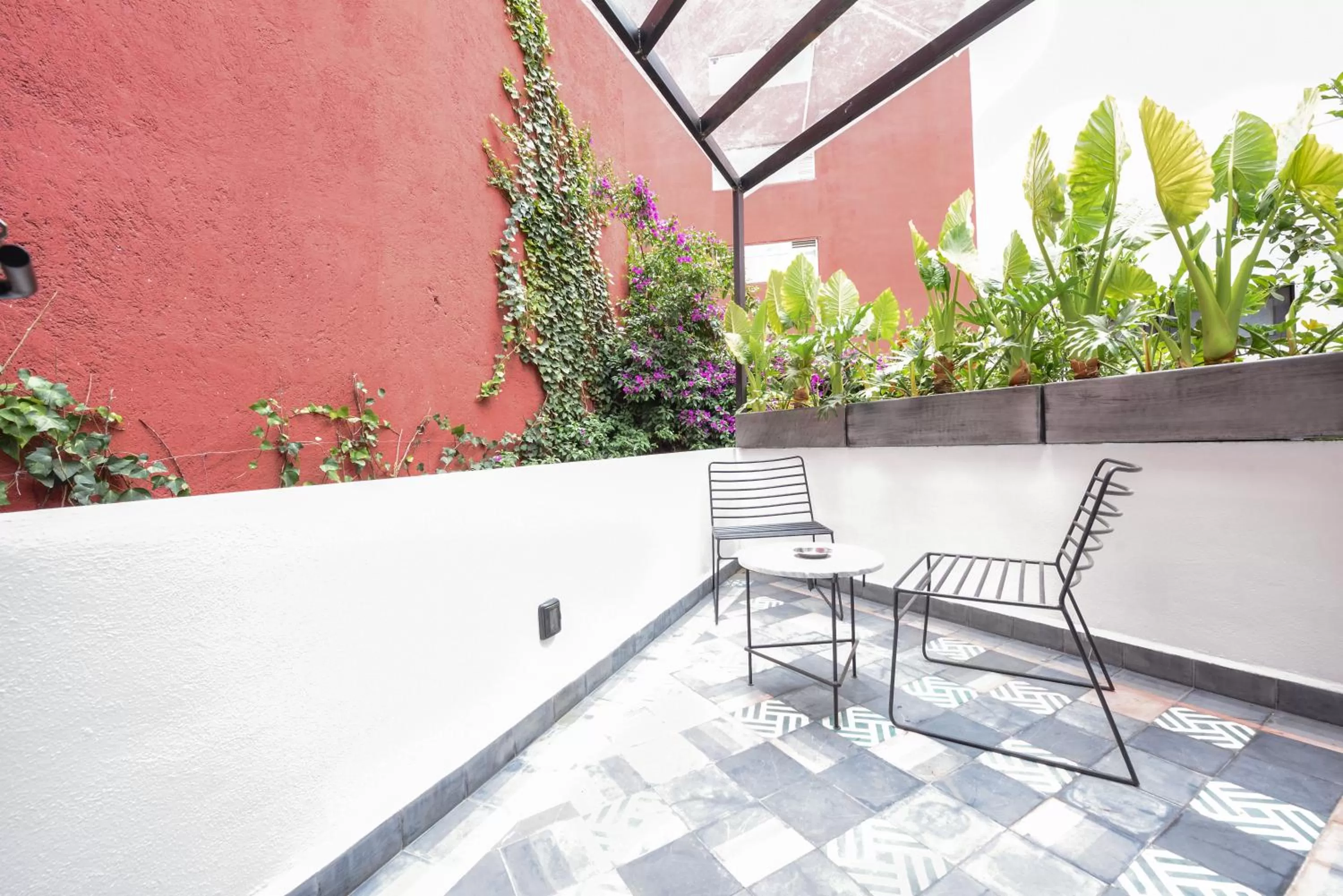 Bathroom in Orchid House Mexico City