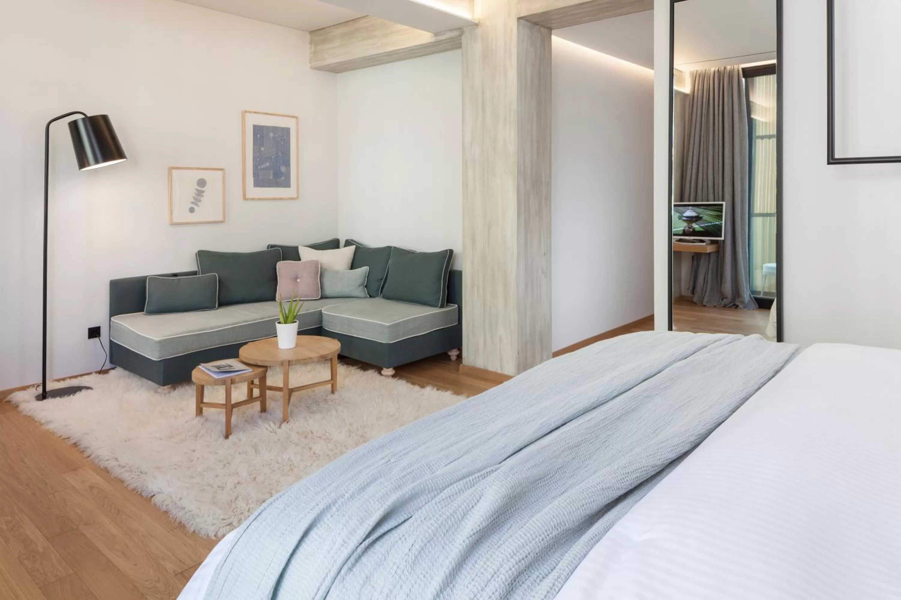 Balcony/Terrace, Bed in Coco-Mat Hotel Athens