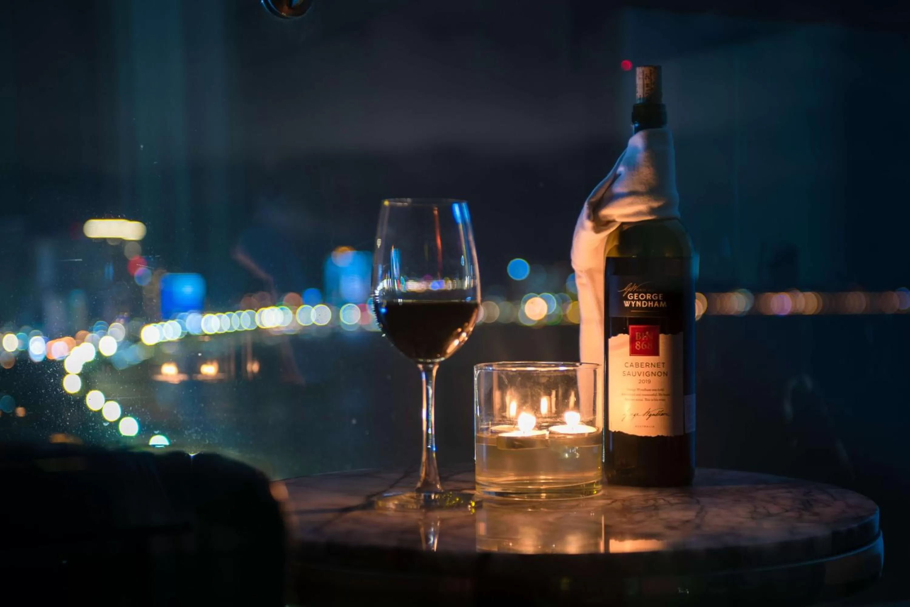 Restaurant/places to eat in Queen Ann Nha Trang Hotel