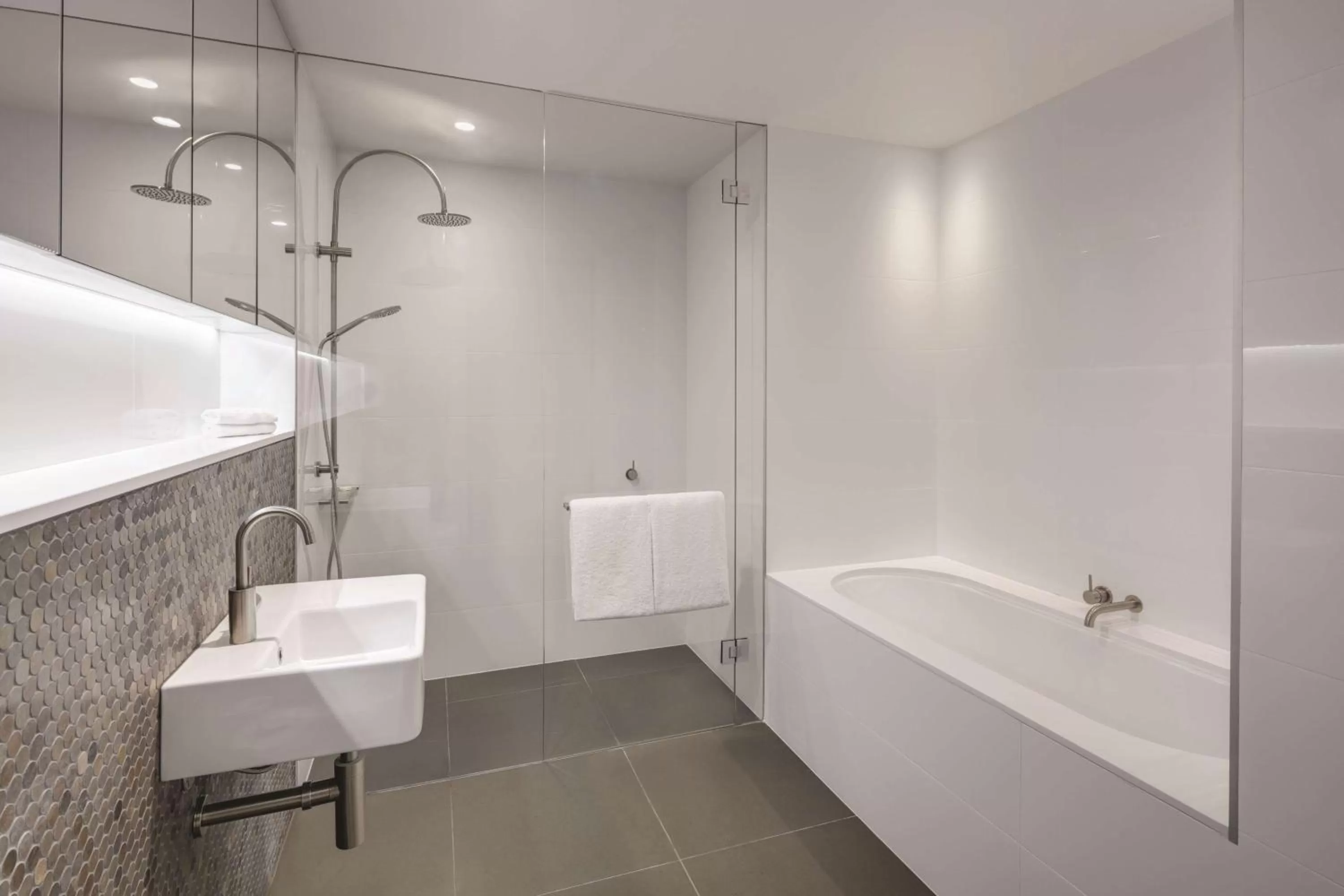 Bathroom in Vibe Hotel Canberra