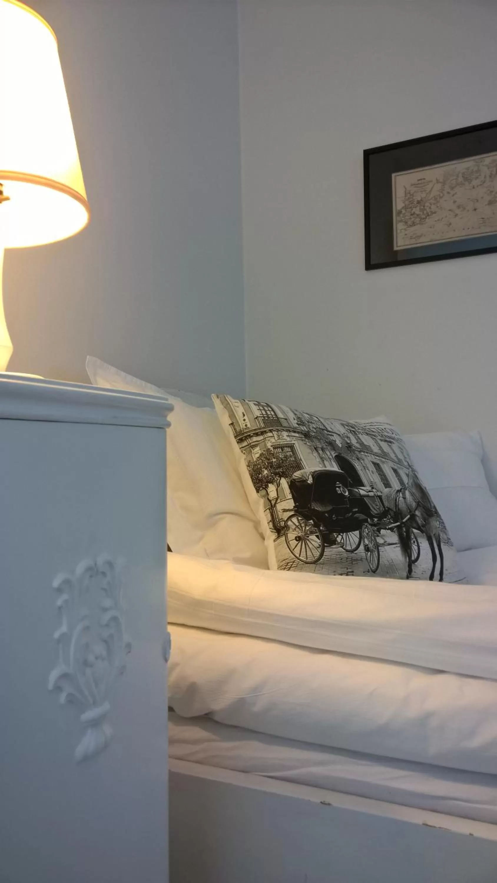 Decorative detail, Bed in Villa Jokivarsi Bed & Breakfast