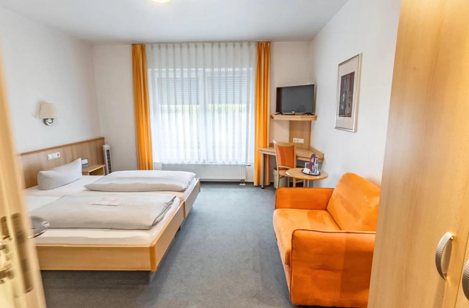 Bed in Hotel-Gasthof zum Ritter