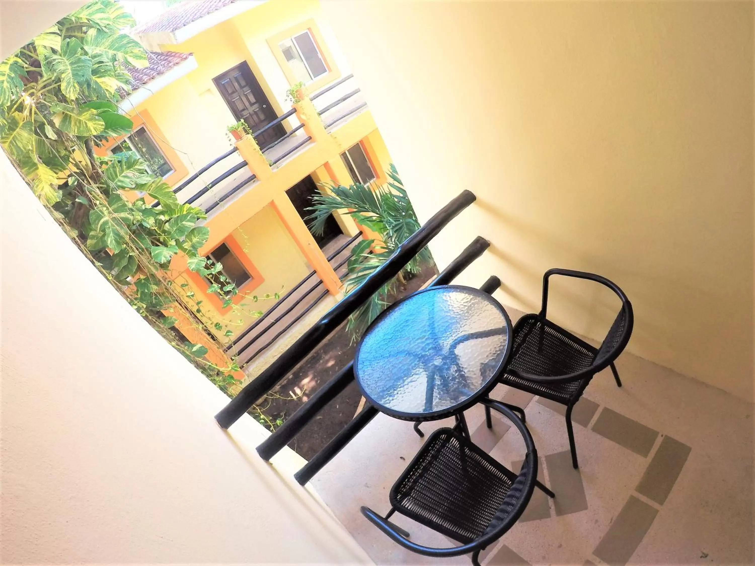 Patio in Hotel LunaSol