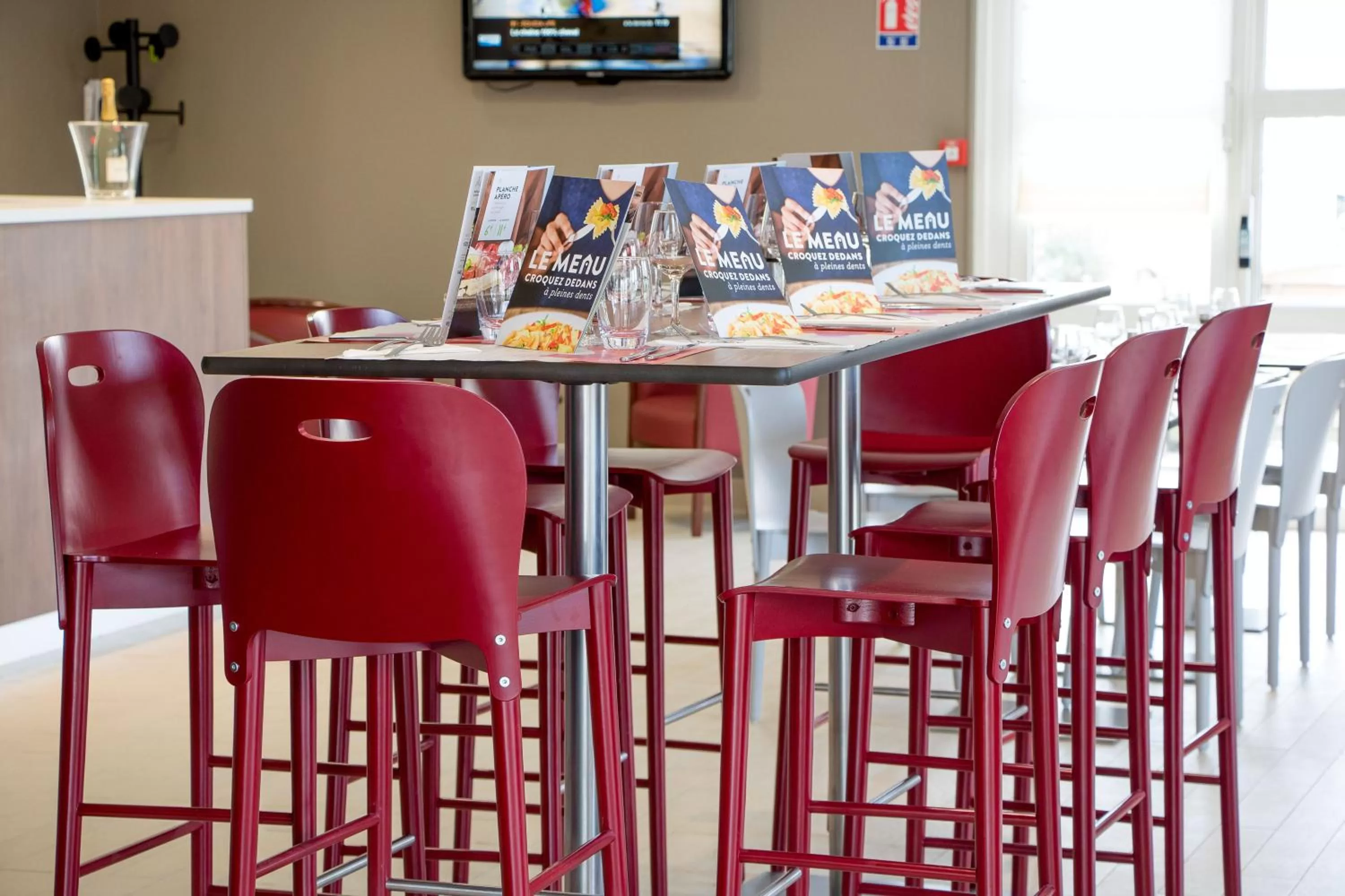 Restaurant/places to eat in Campanile Nantes Saint-Sébastien-Sur-Loire