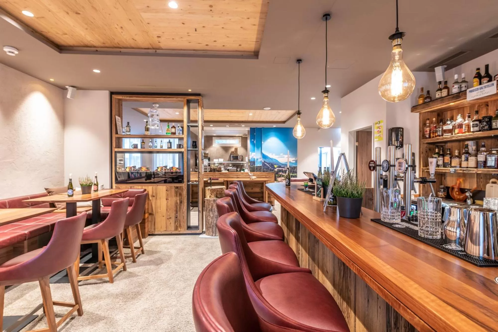 Restaurant/places to eat in Lai Lifestyle Hotel