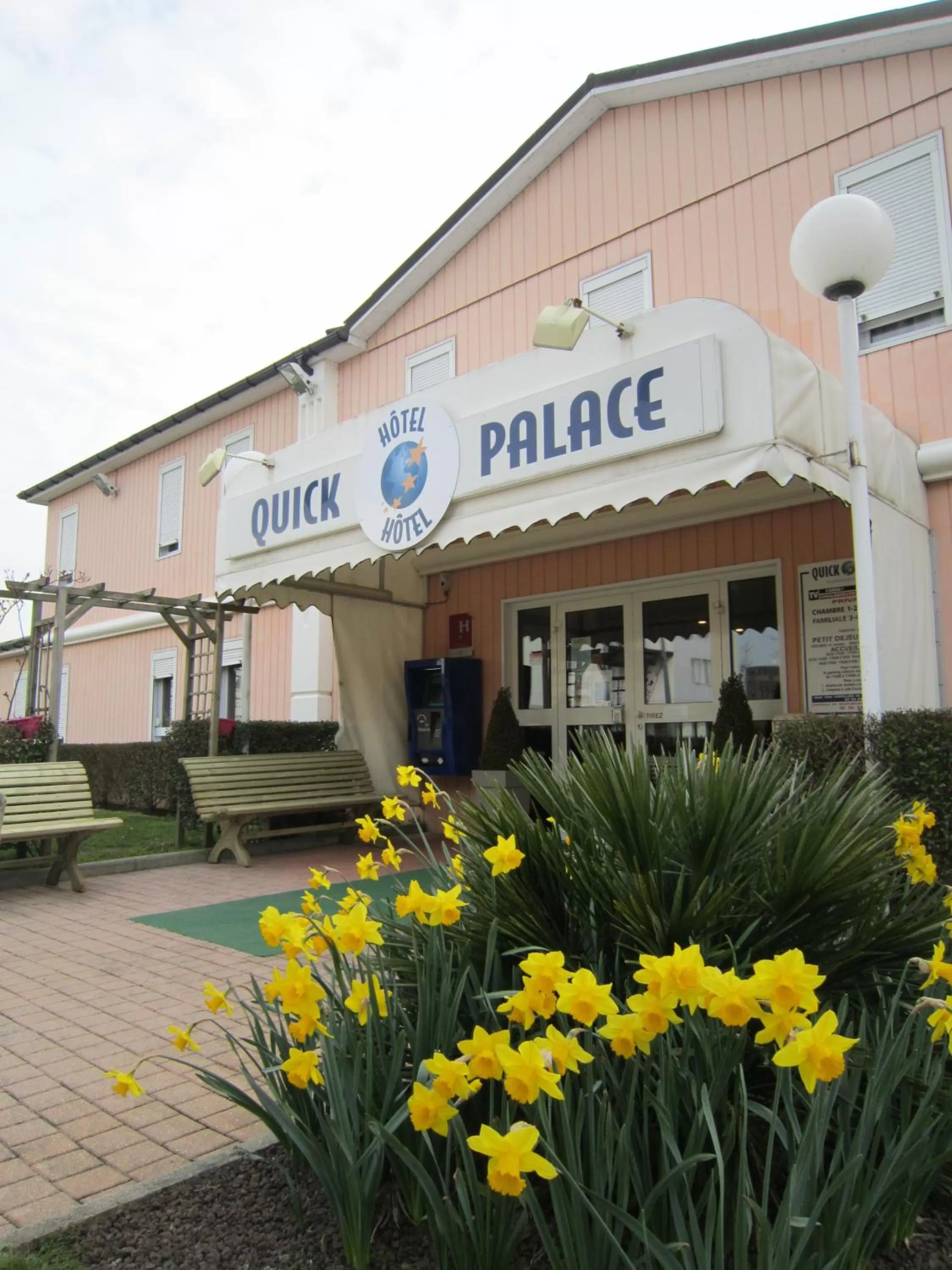 Patio in Quick Palace Nantes La Beaujoire