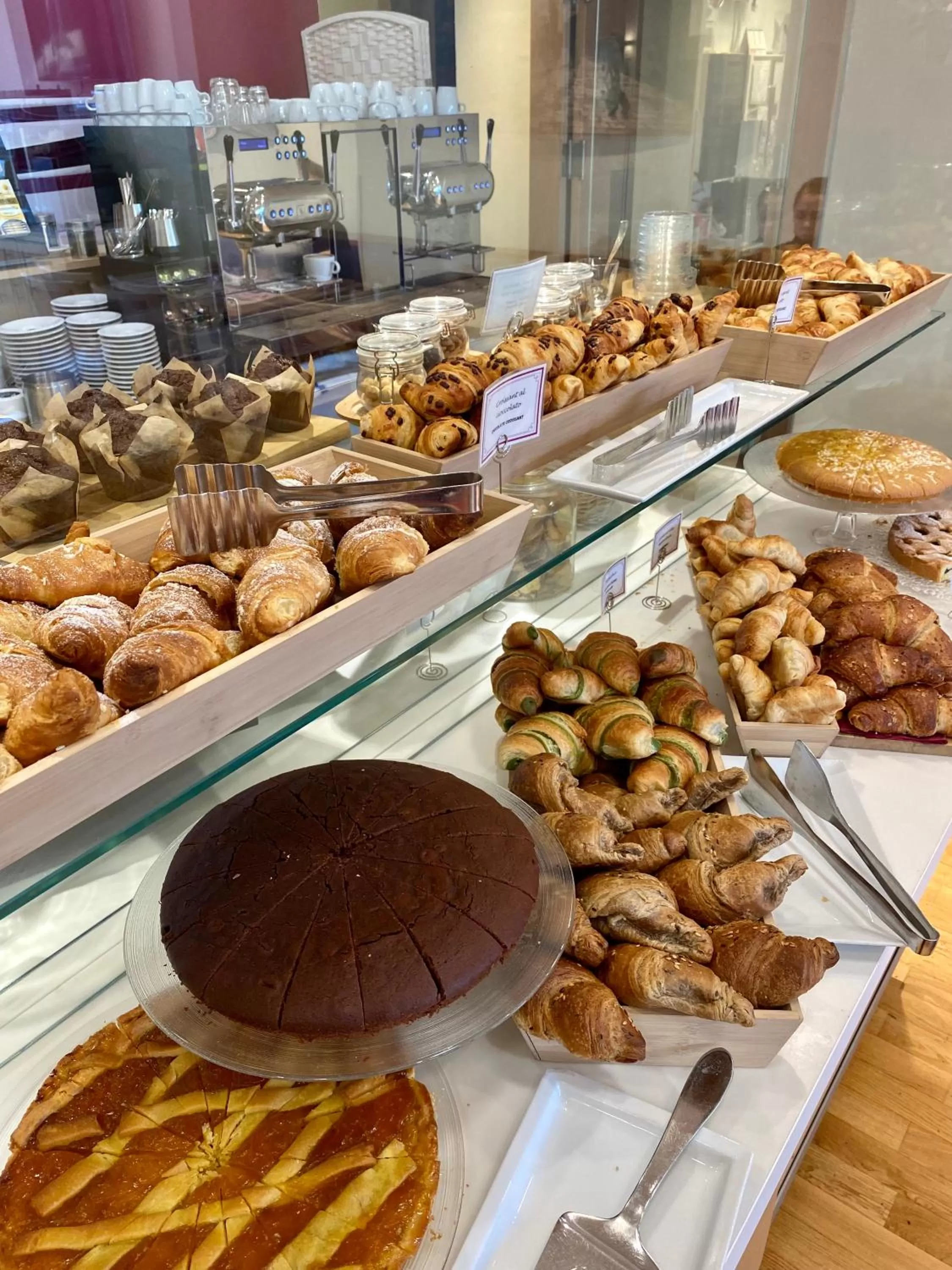 Breakfast in Best Western Palace Inn Hotel