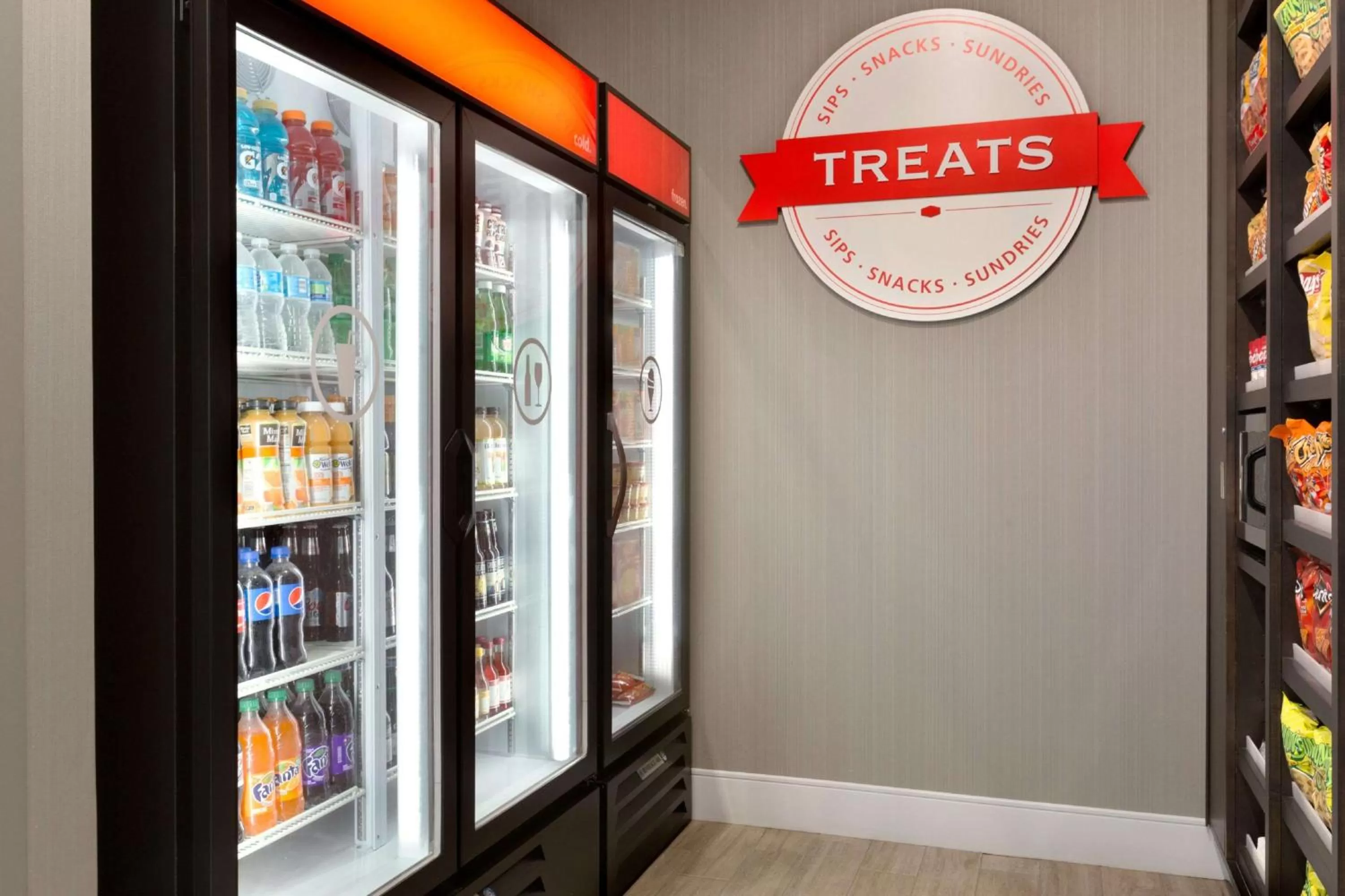 Restaurant/places to eat in Hampton Inn By Hilton North Olmsted Cleveland Airport