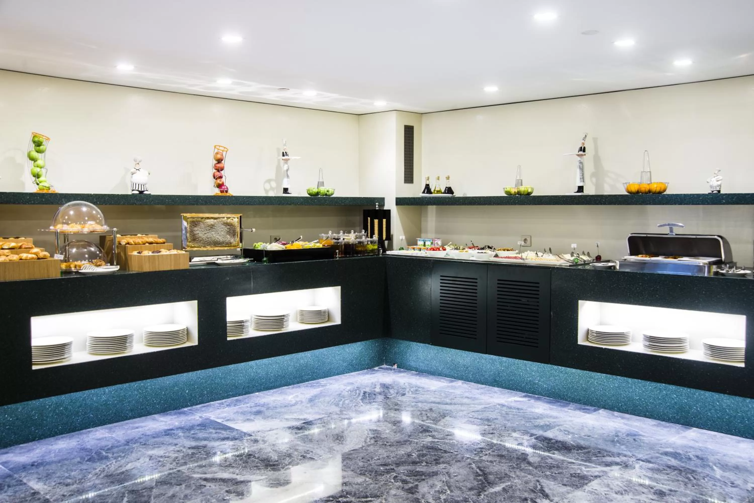 Restaurant/places to eat in The Elysium Styles Taksim