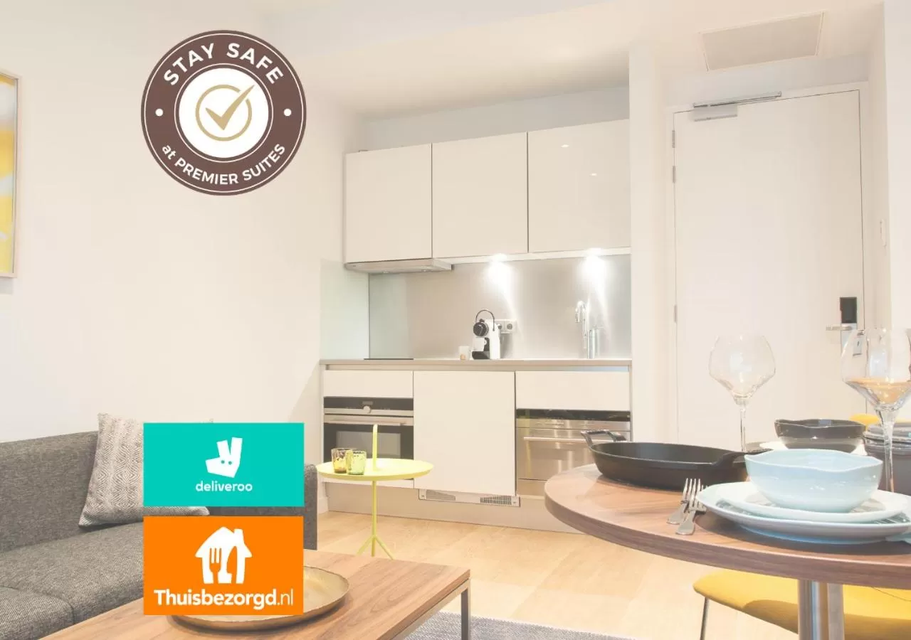 Kitchen or kitchenette in PREMIER SUITES Rotterdam