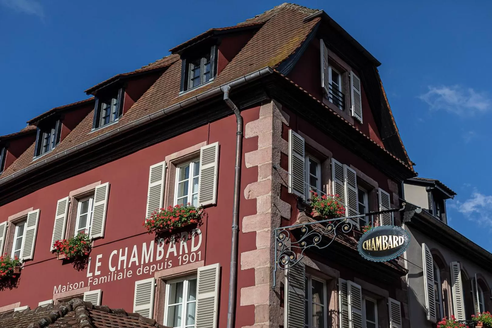 Property building in Relais et Châteaux Le Chambard