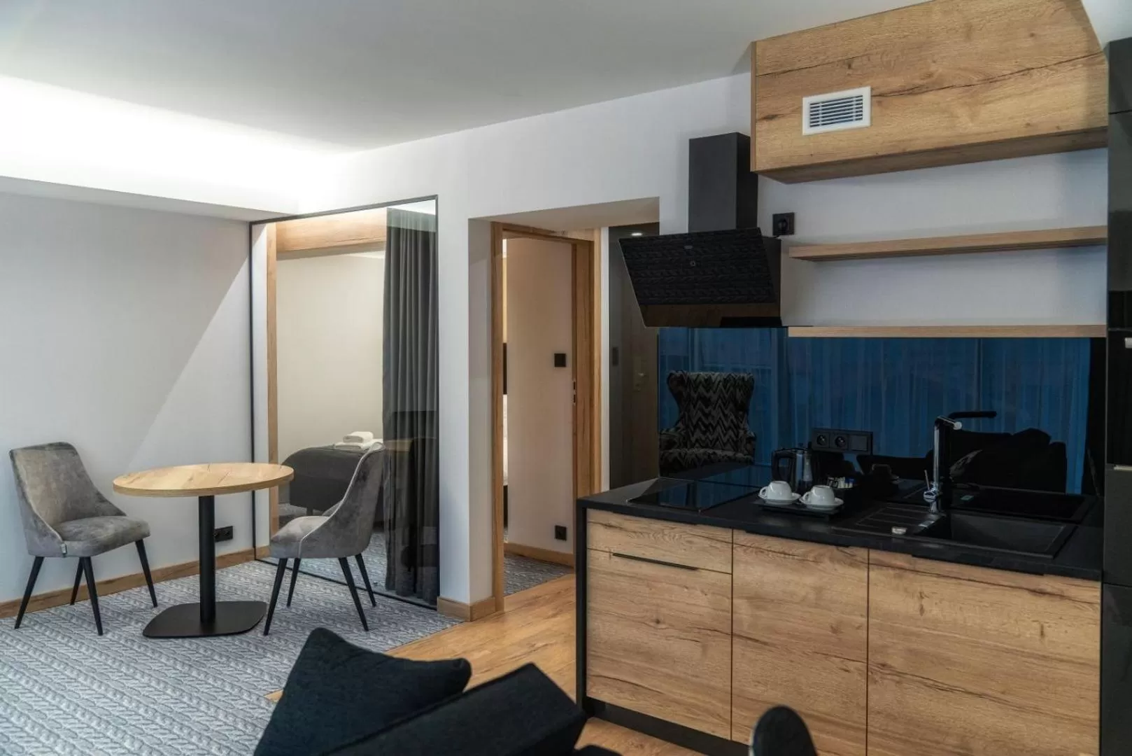 Kitchen or kitchenette in Hotel META Resort & Vine SPA