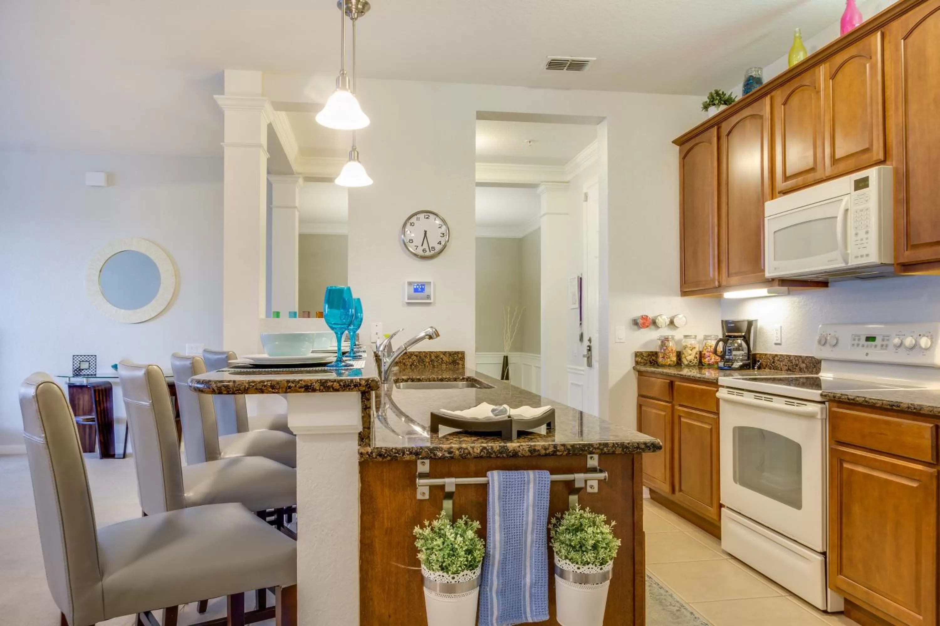 Kitchen or kitchenette in Orlando Escape