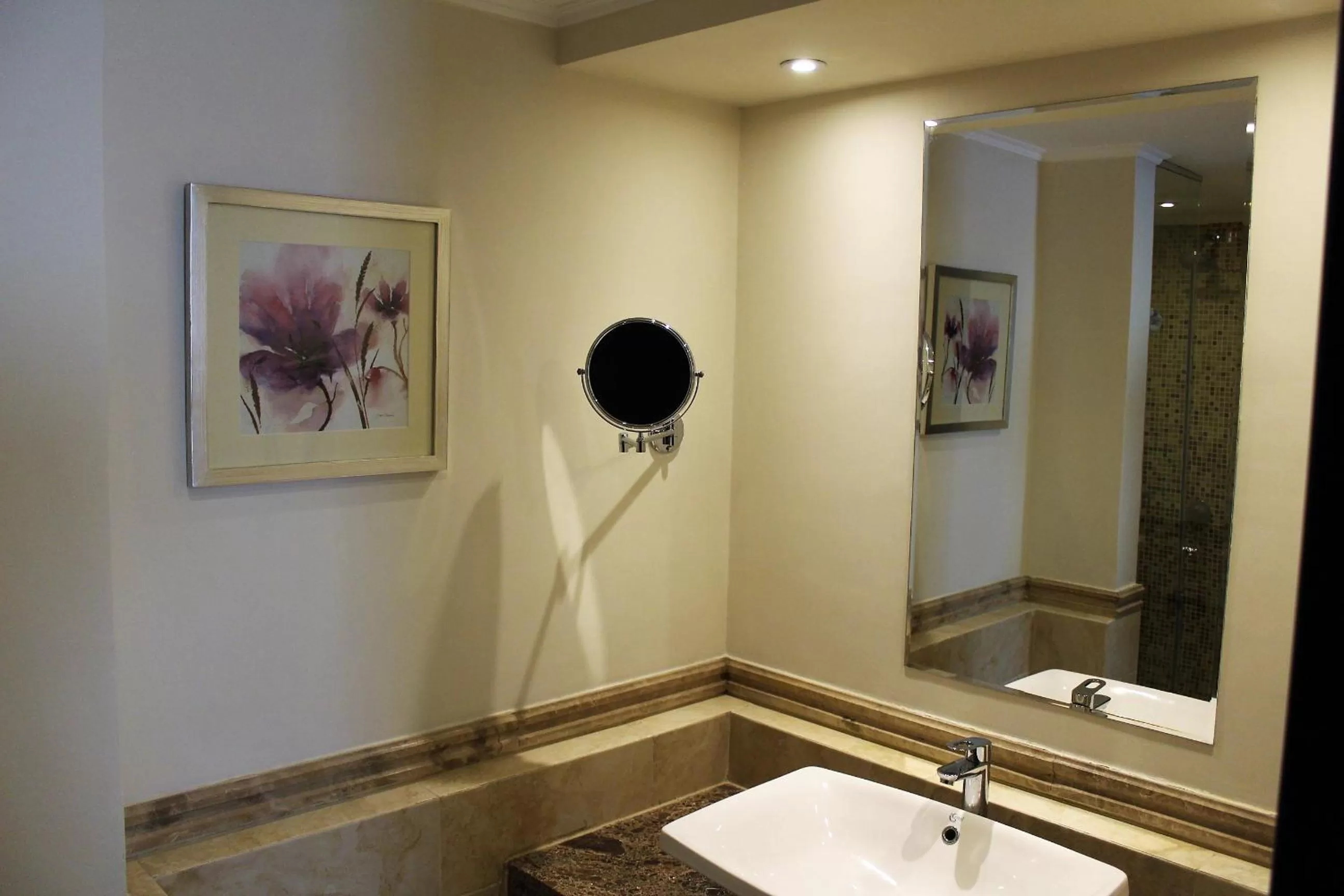 Toilet in Cleopatra Hotel