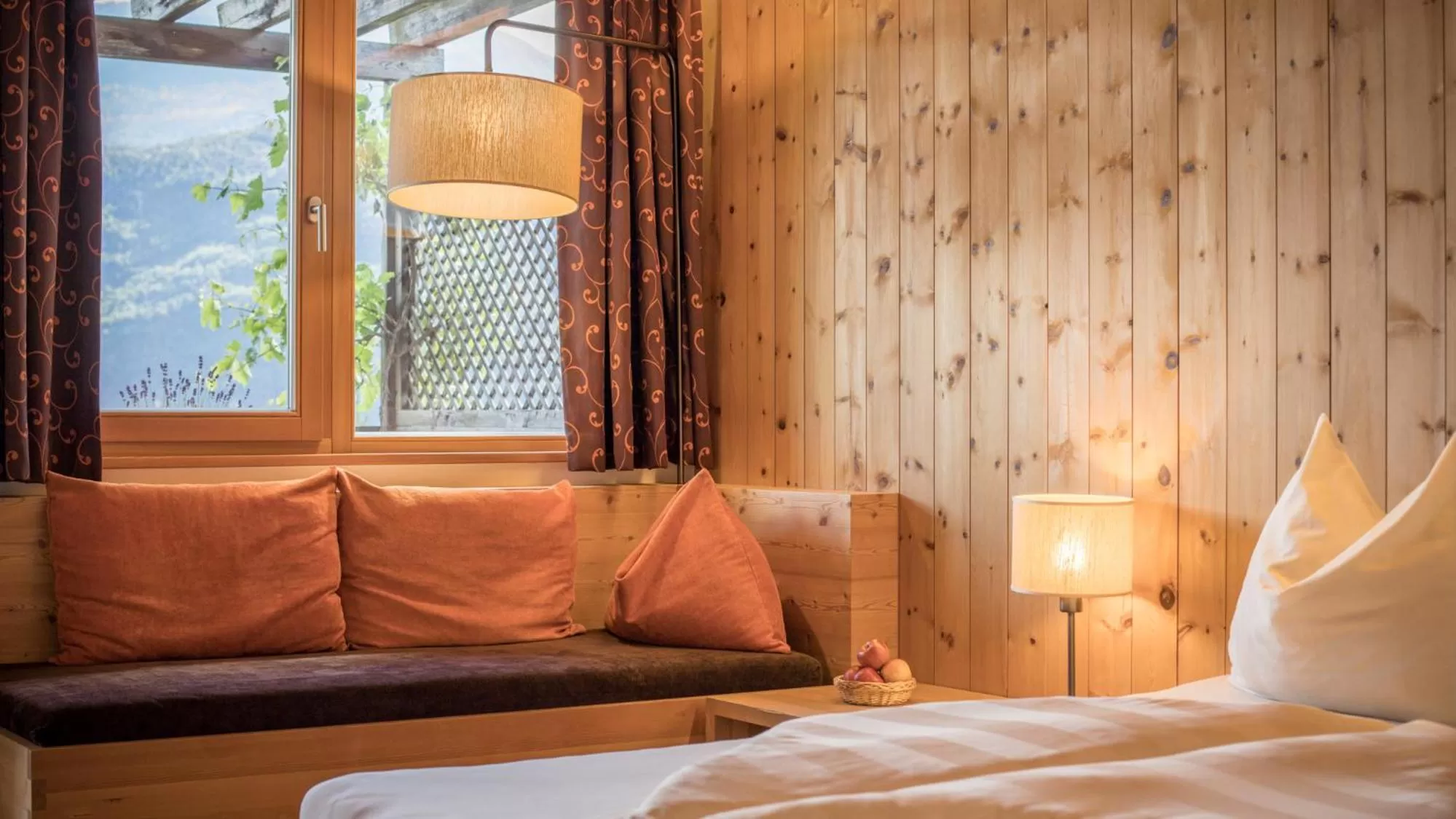 Photo of the whole room, Bed in Biohotel theiner's garten