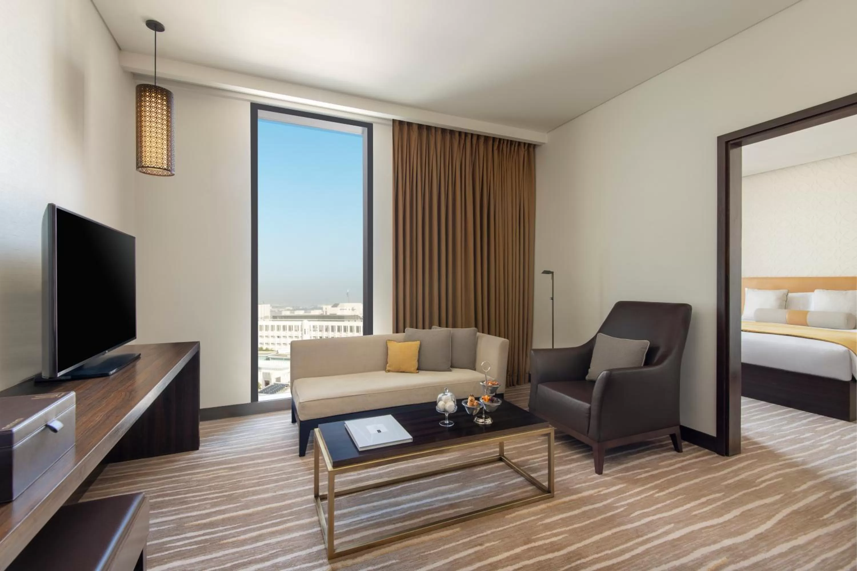 TV and multimedia, Bed in Alwadi Hotel Doha - MGallery Collection