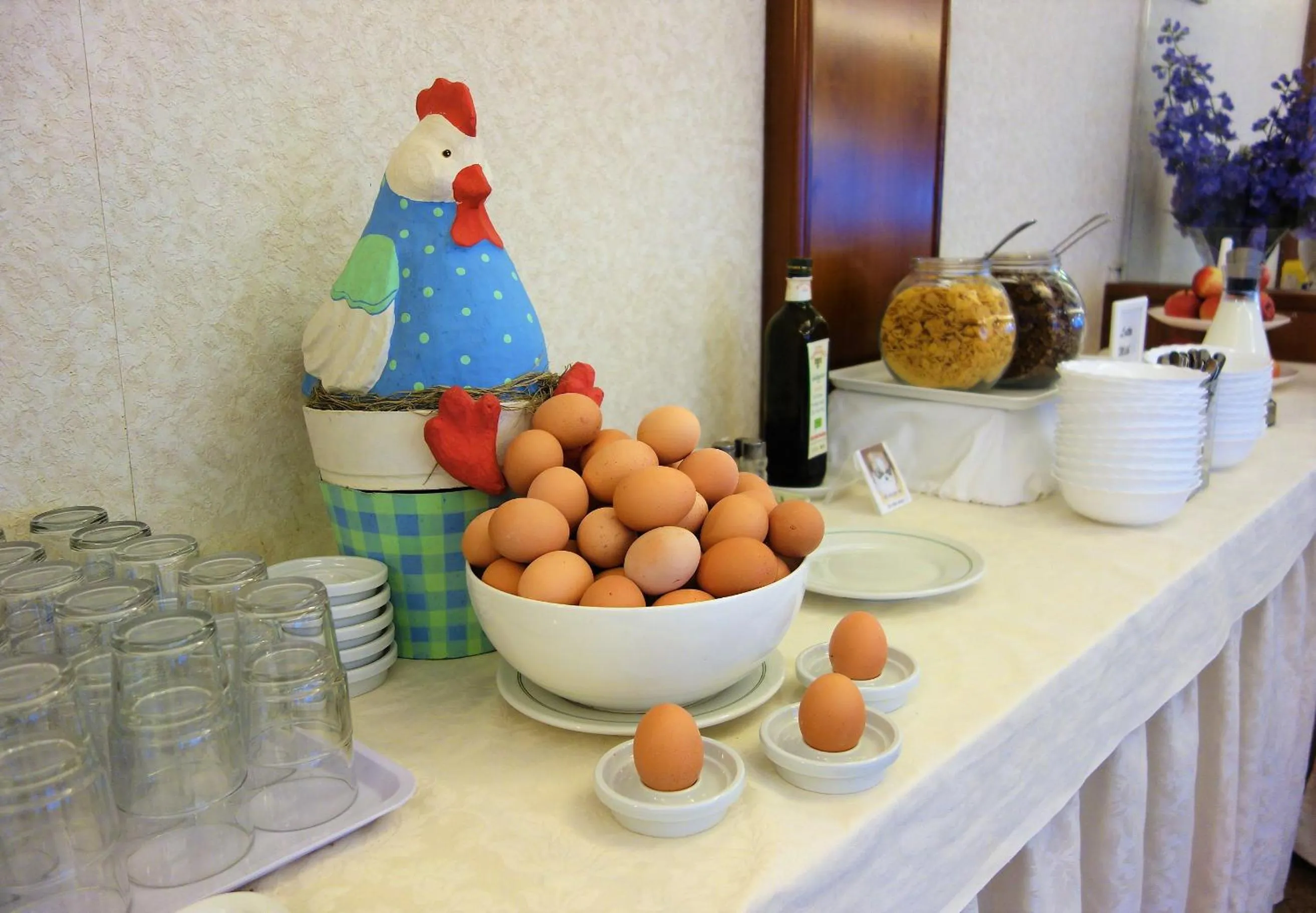 Restaurant/places to eat in Euromotel Croce Bianca