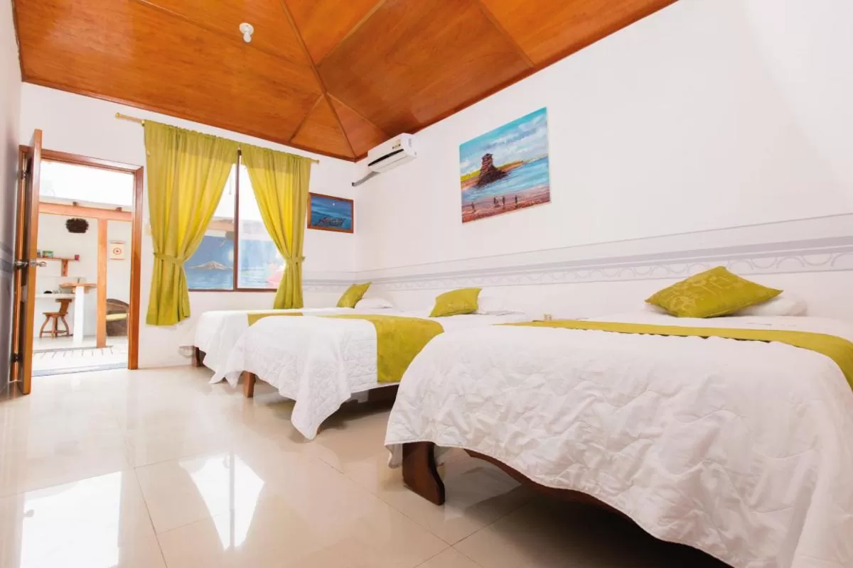 Bed in Hotel Coral Blanco with high speed internet Starlink