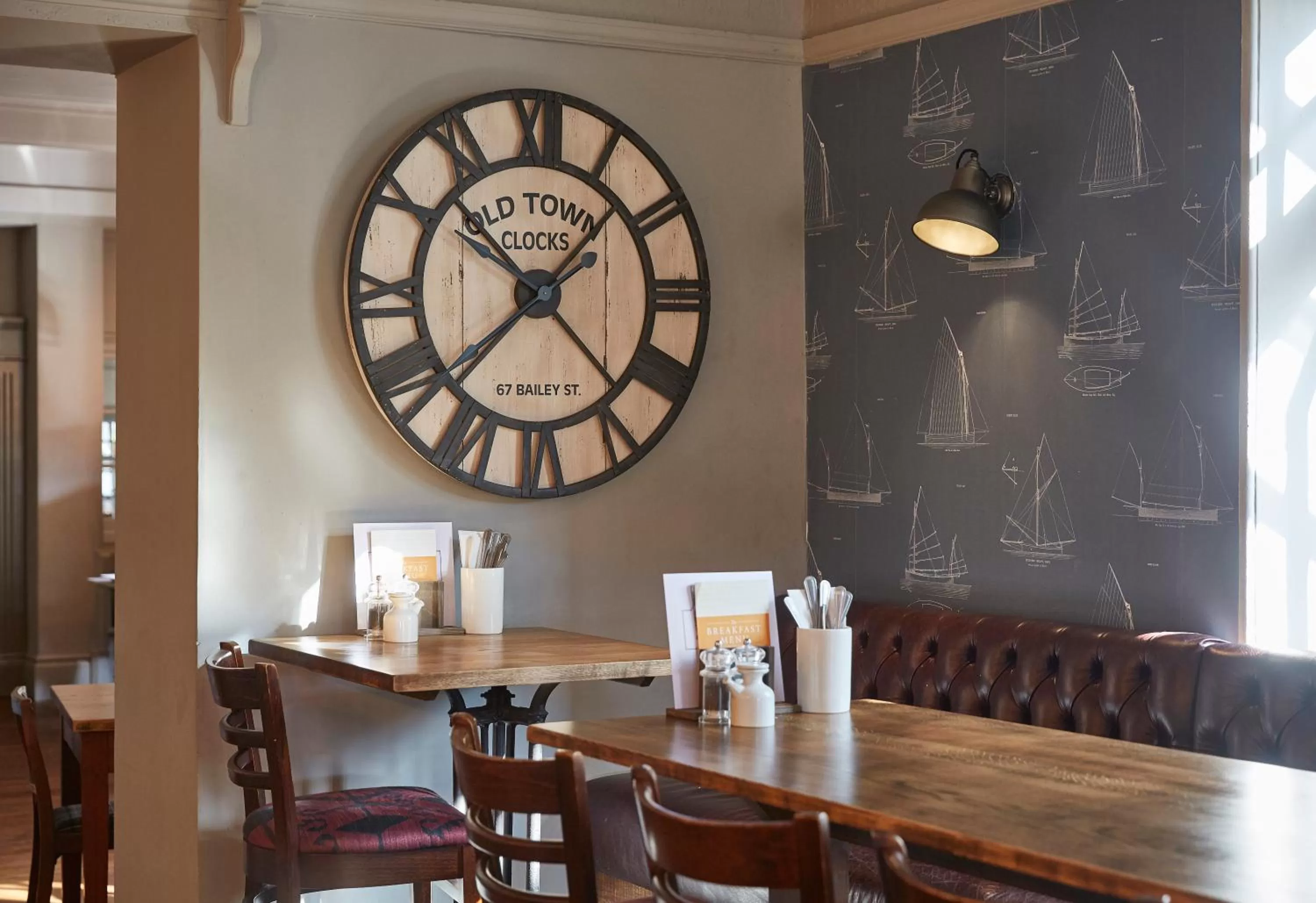 Decorative detail in Cedars Inn by Greene King Inns