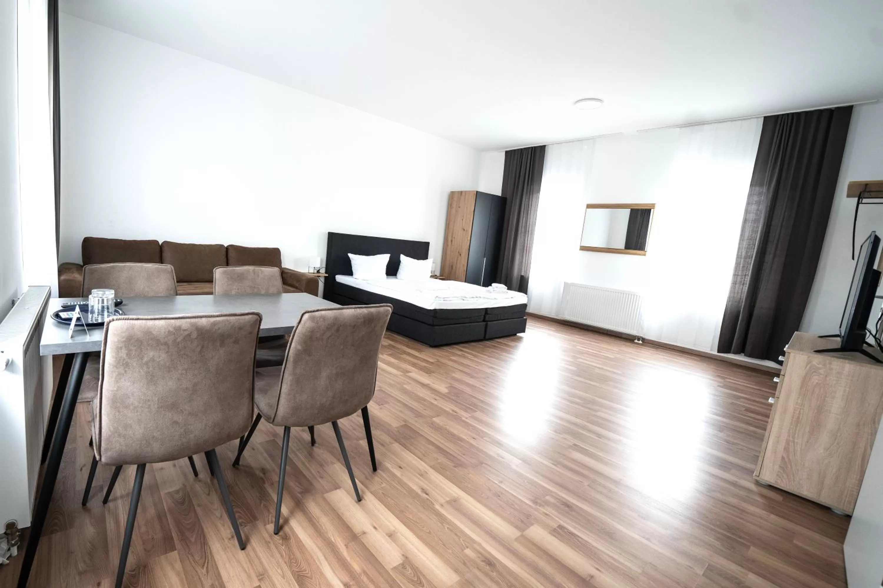 Photo of the whole room in Hotel Zur alten Stadtkellerei Leipzig