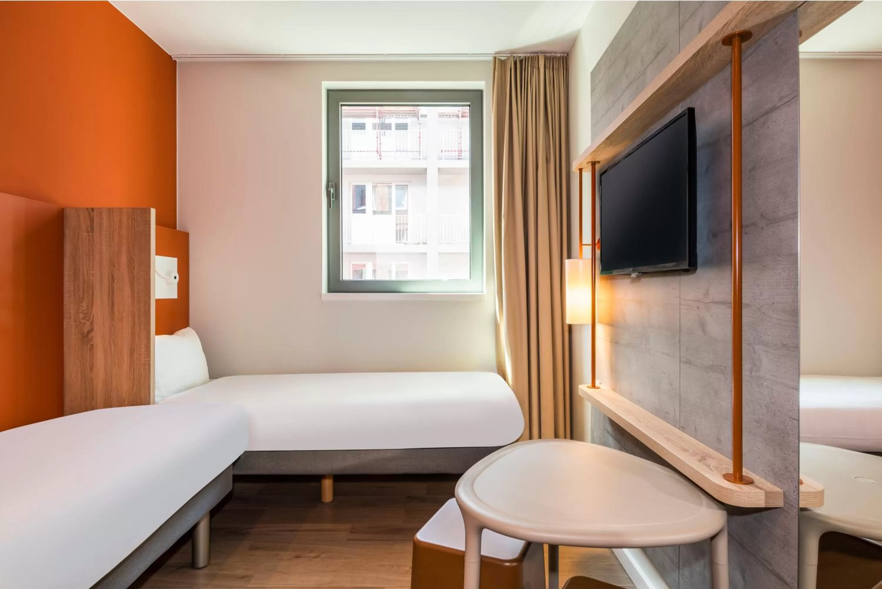 Bedroom, Bed in ibis budget Gent Centrum Dampoort