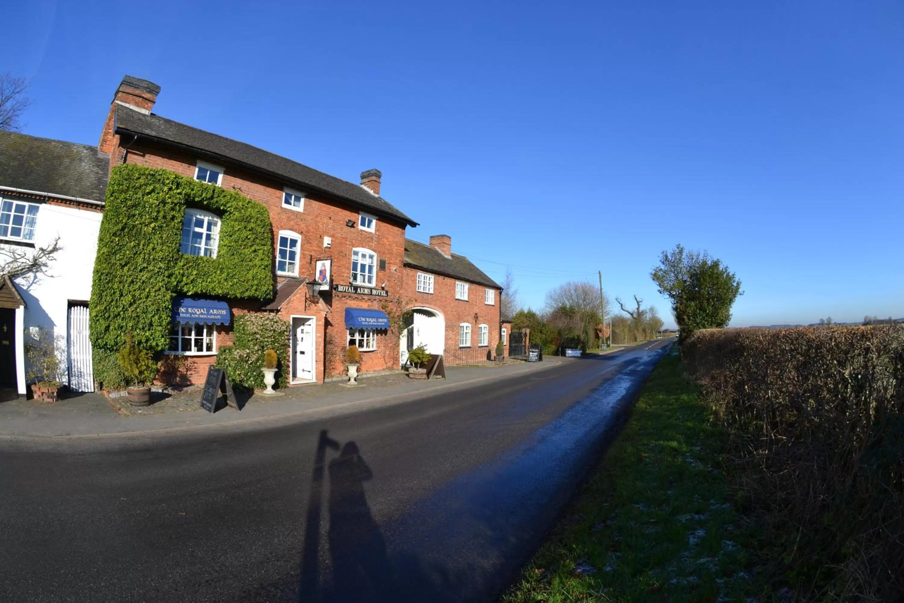 Facade/entrance in The Royal Arms Bed & Breakfast