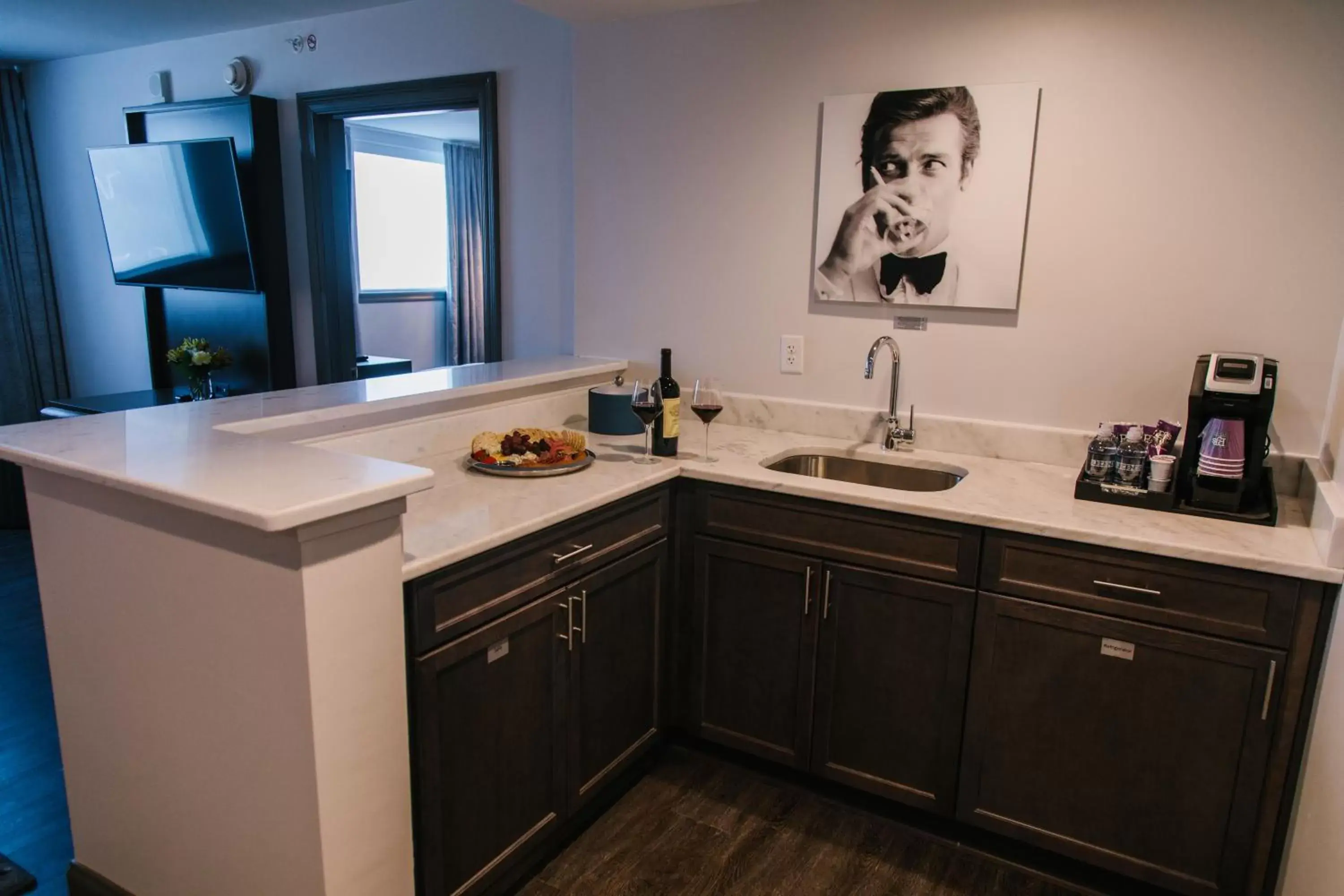 Two Bedroom King Double Queen Luxury Suite in Hotel Legends Two Bedroom King Double Queen Luxury Suite in Hotel Legends