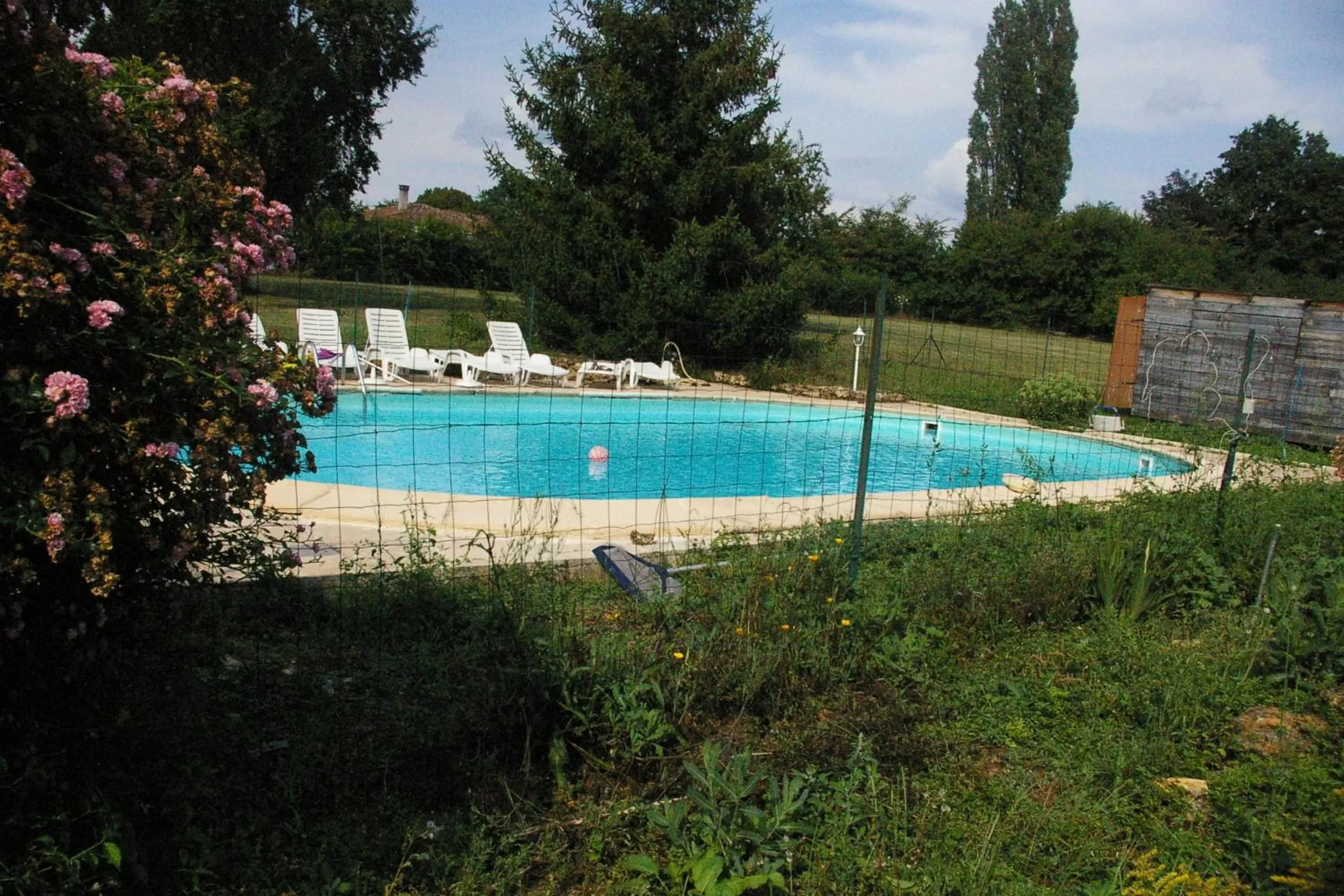 Swimming Pool in Chambres d'Hotes du Maine