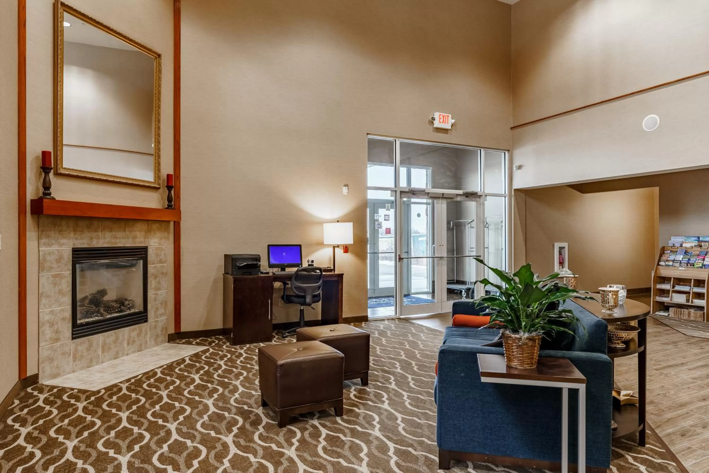 Lobby or reception in Cobblestone Suites - Ripon