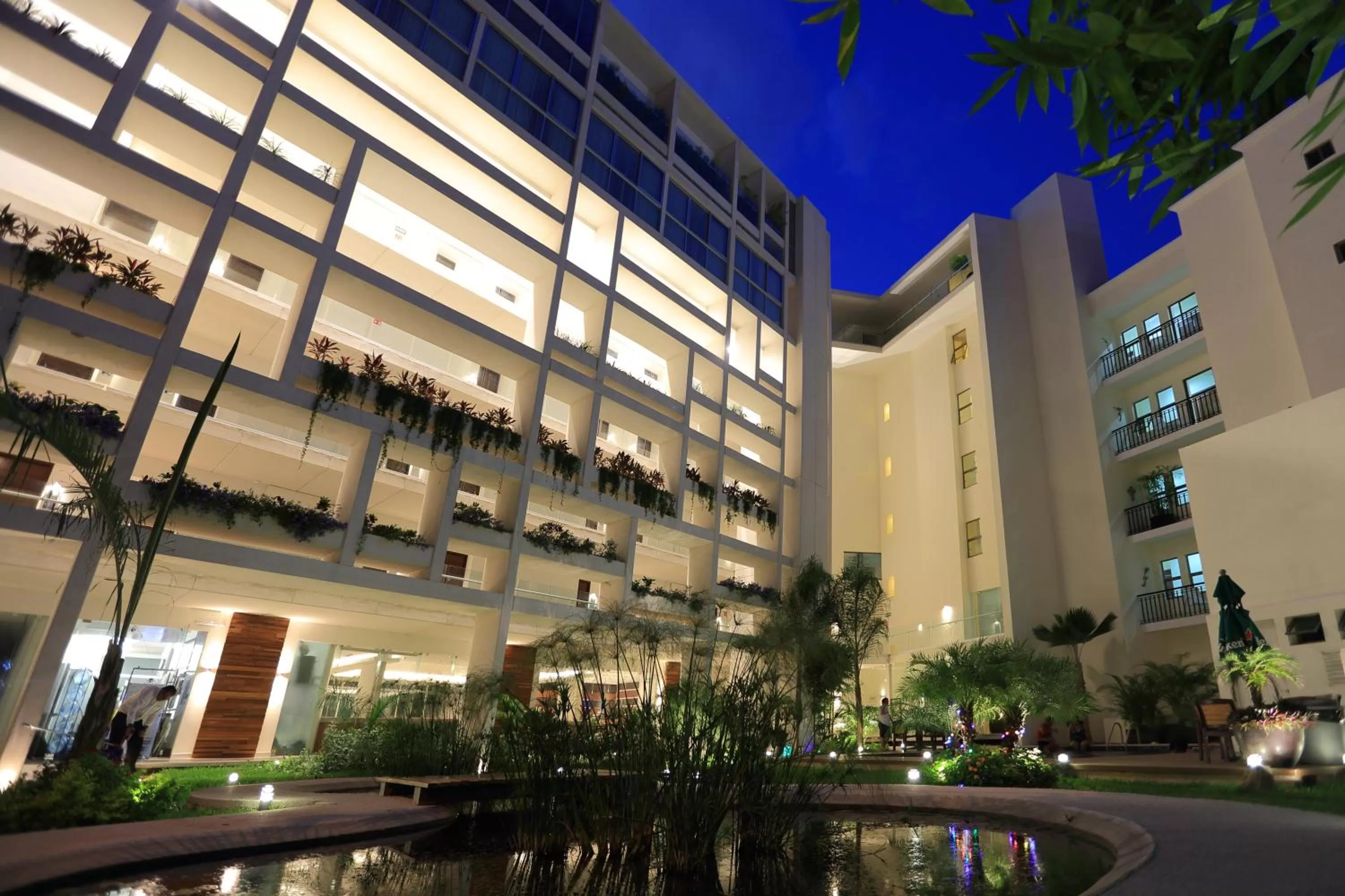 Property building in Mesón de la Luna Hotel & Spa