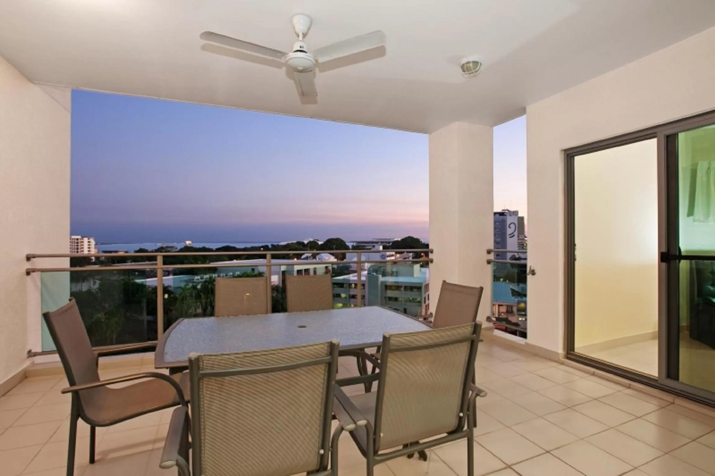Balcony/Terrace in Argus Apartments Darwin